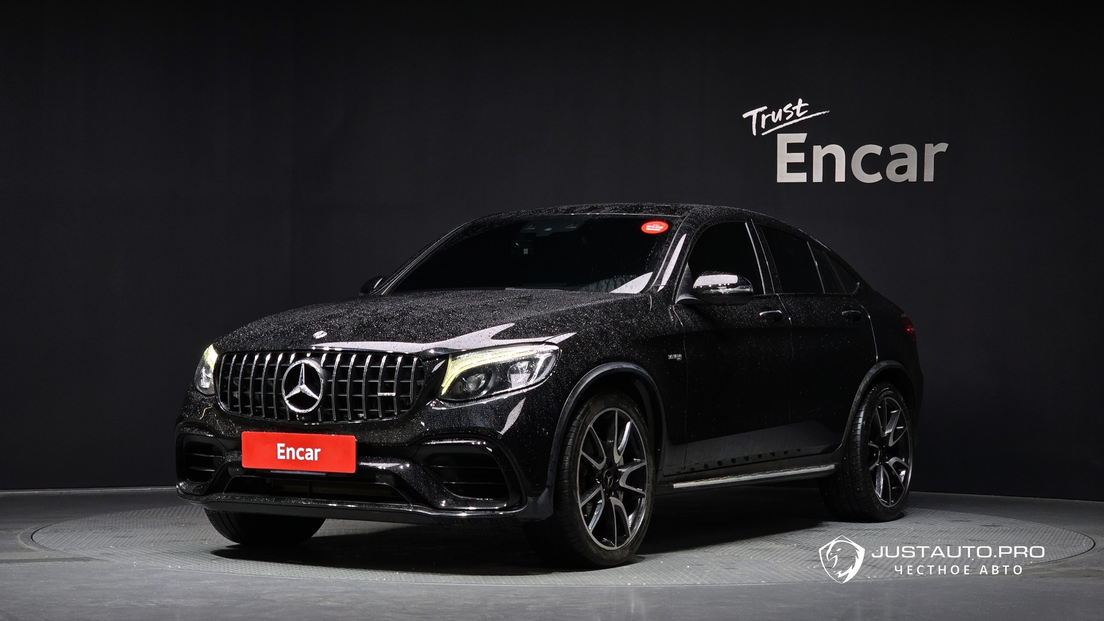Автомобиль Mercedes-Benz GLC-Class