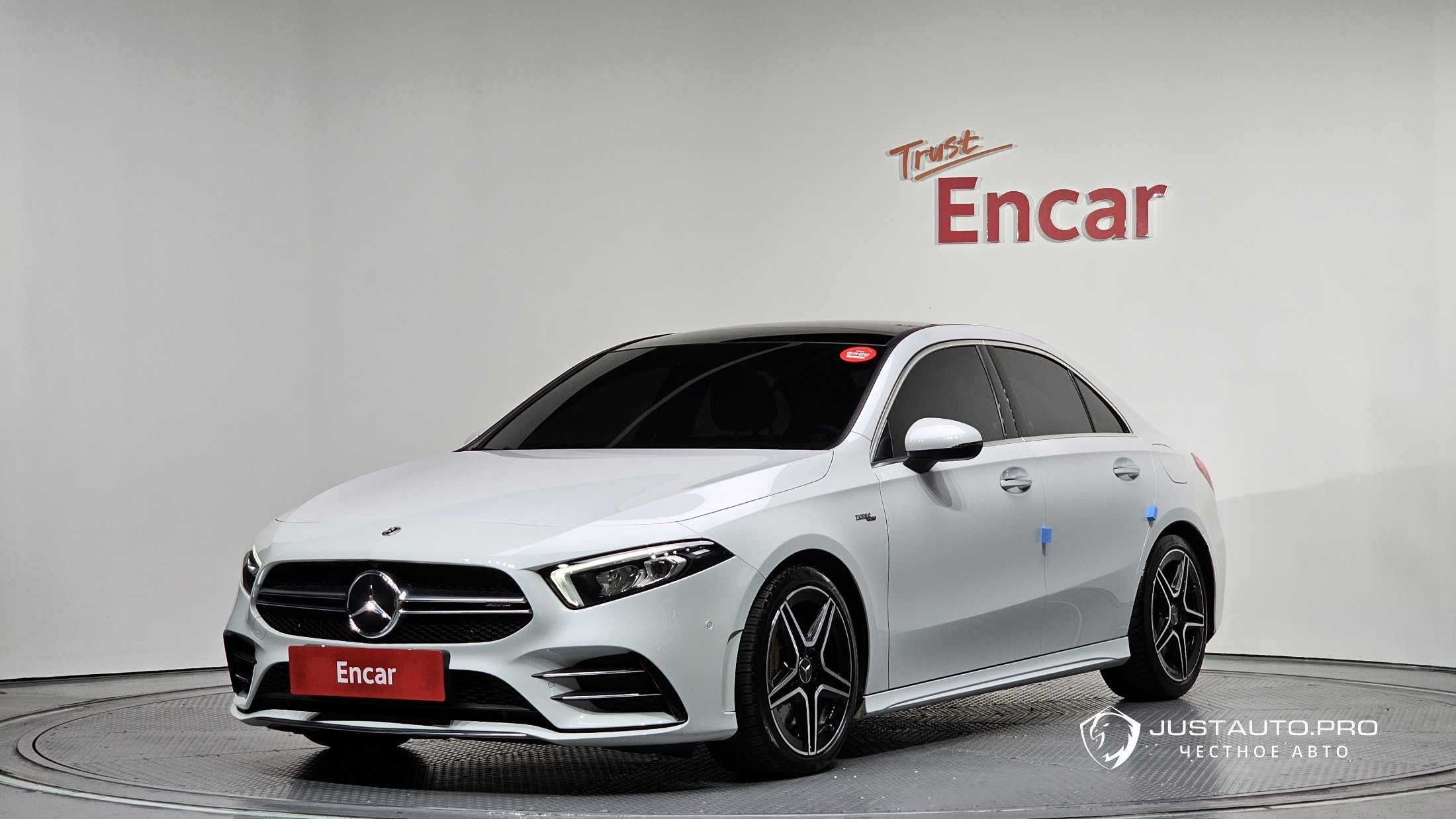 Автомобиль Mercedes-Benz A-Class