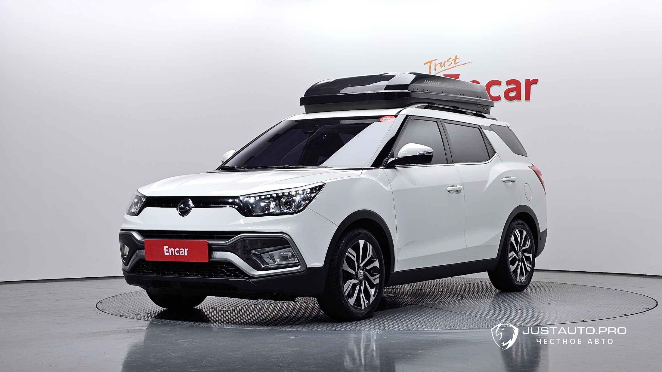 Автомобиль KG_Mobility_Ssangyong TIBOLI