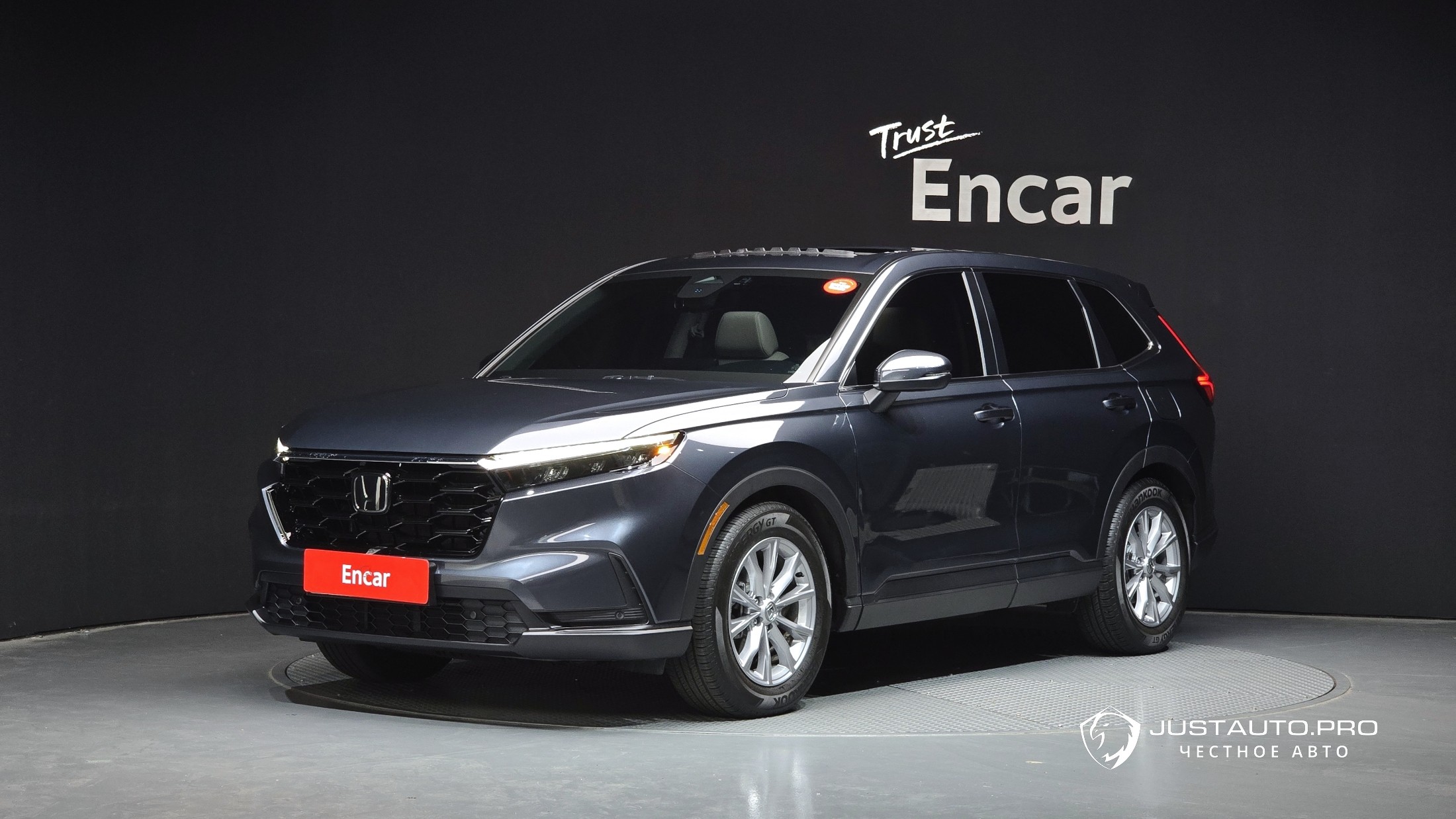 Автомобиль Honda CR-V