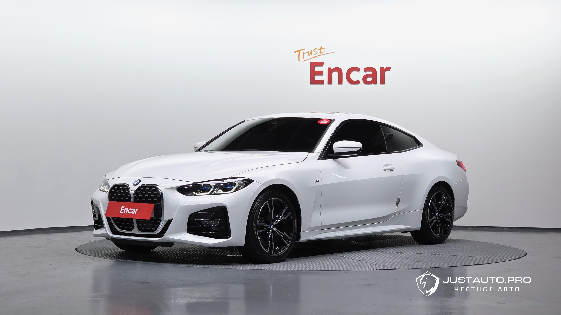 Автомобиль BMW 4-Series