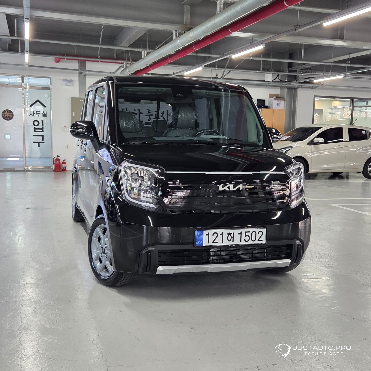 Автомобиль Kia RAY