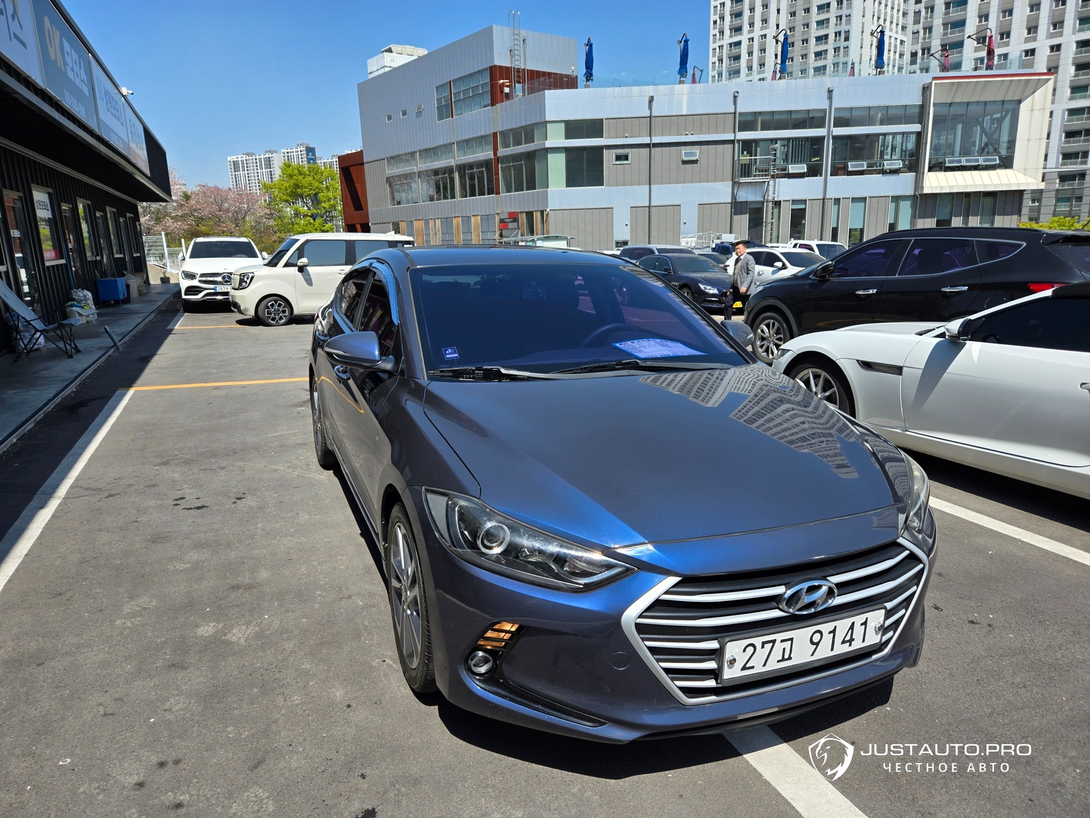 Автомобиль Hyundai AVANTE