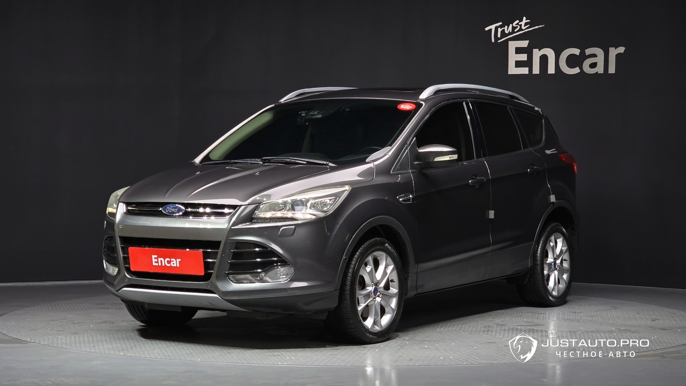 Автомобиль Ford Kuga