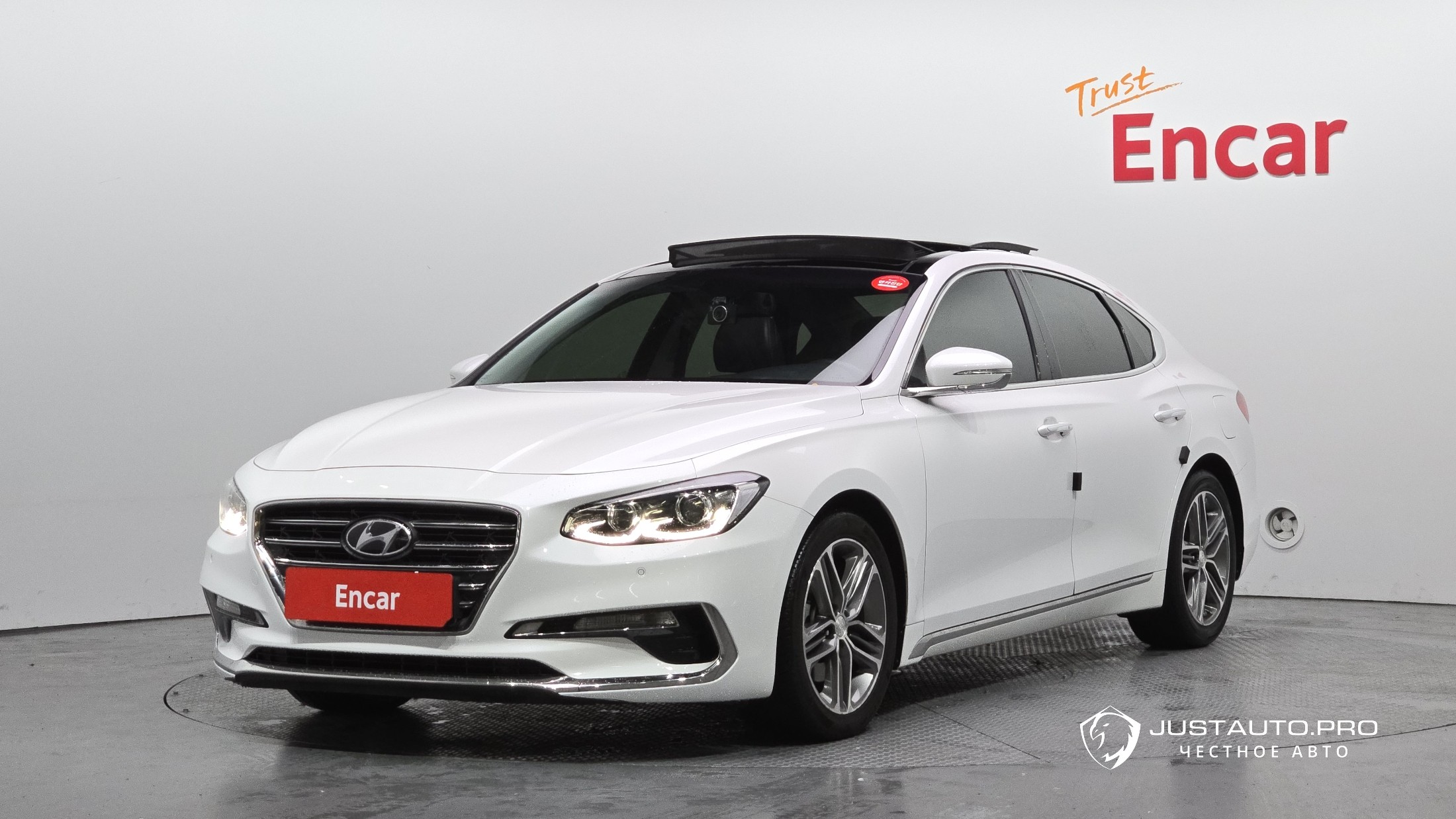 Автомобиль Hyundai Grandeur