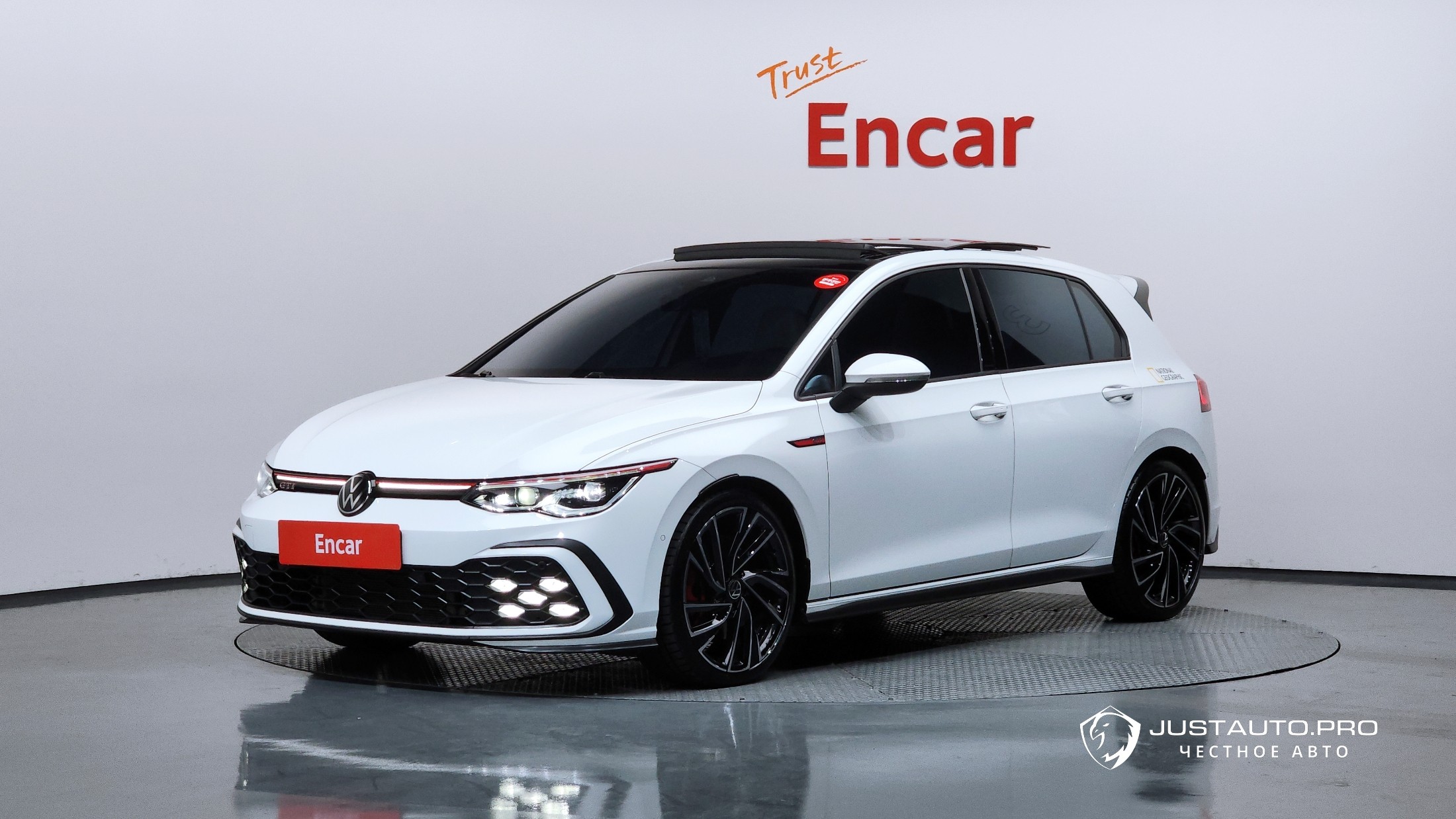 Автомобиль Volkswagen Golf