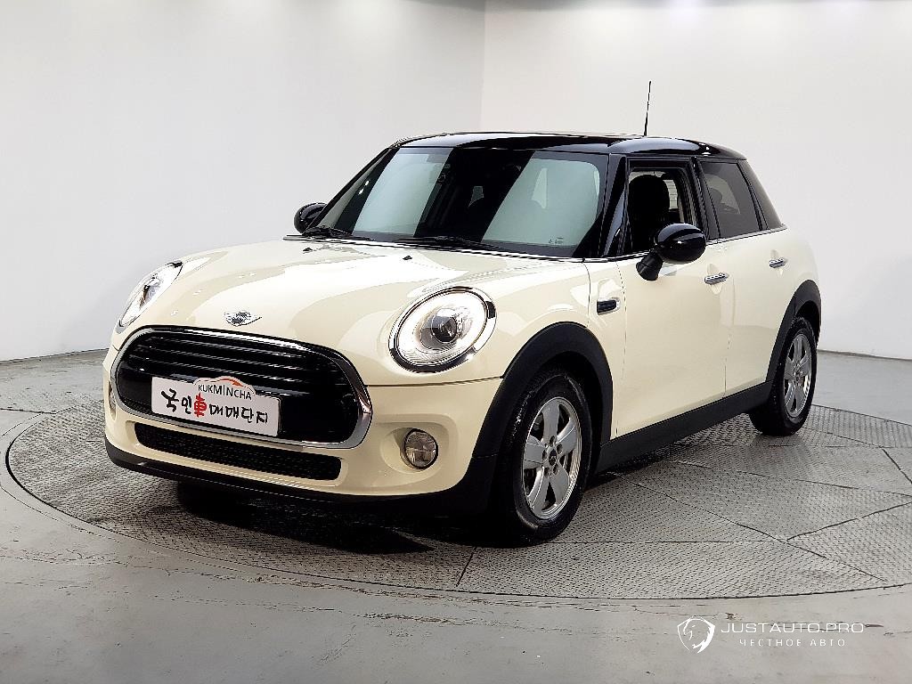 Автомобиль Mini Cooper