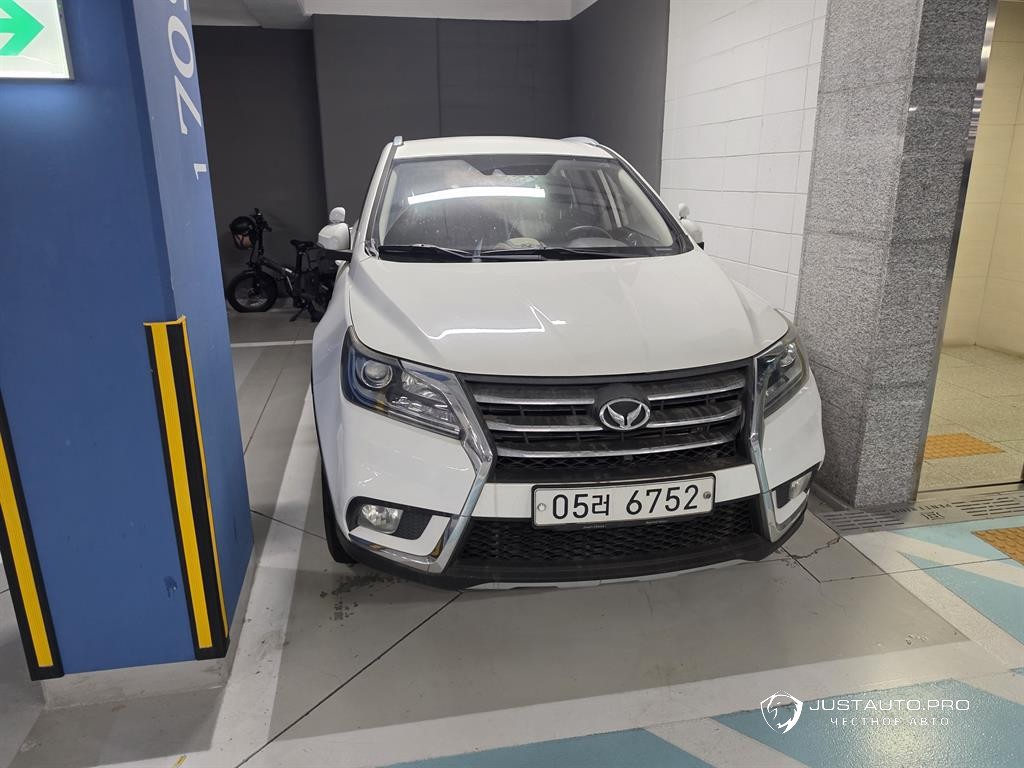 Автомобиль Baic Yinxiang Kenbo 600