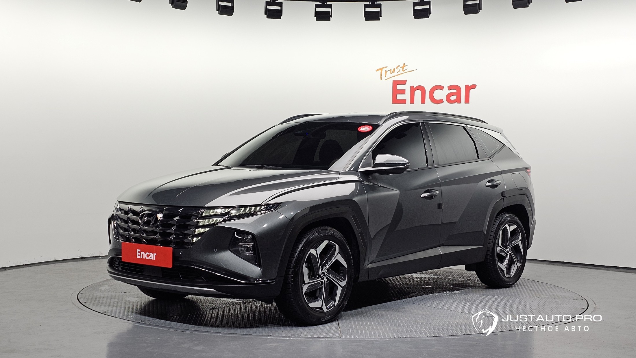 Автомобиль Hyundai Tucson
