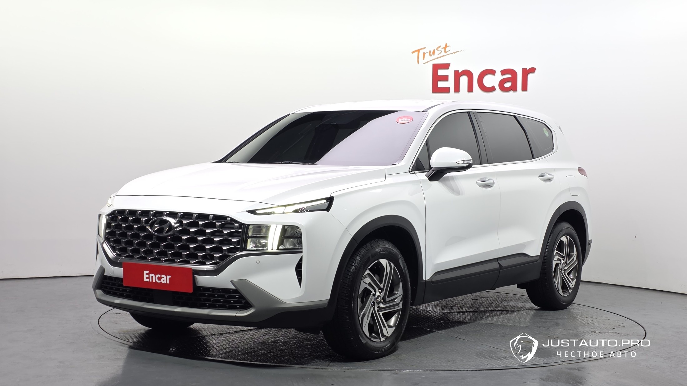 Автомобиль Hyundai Santafe