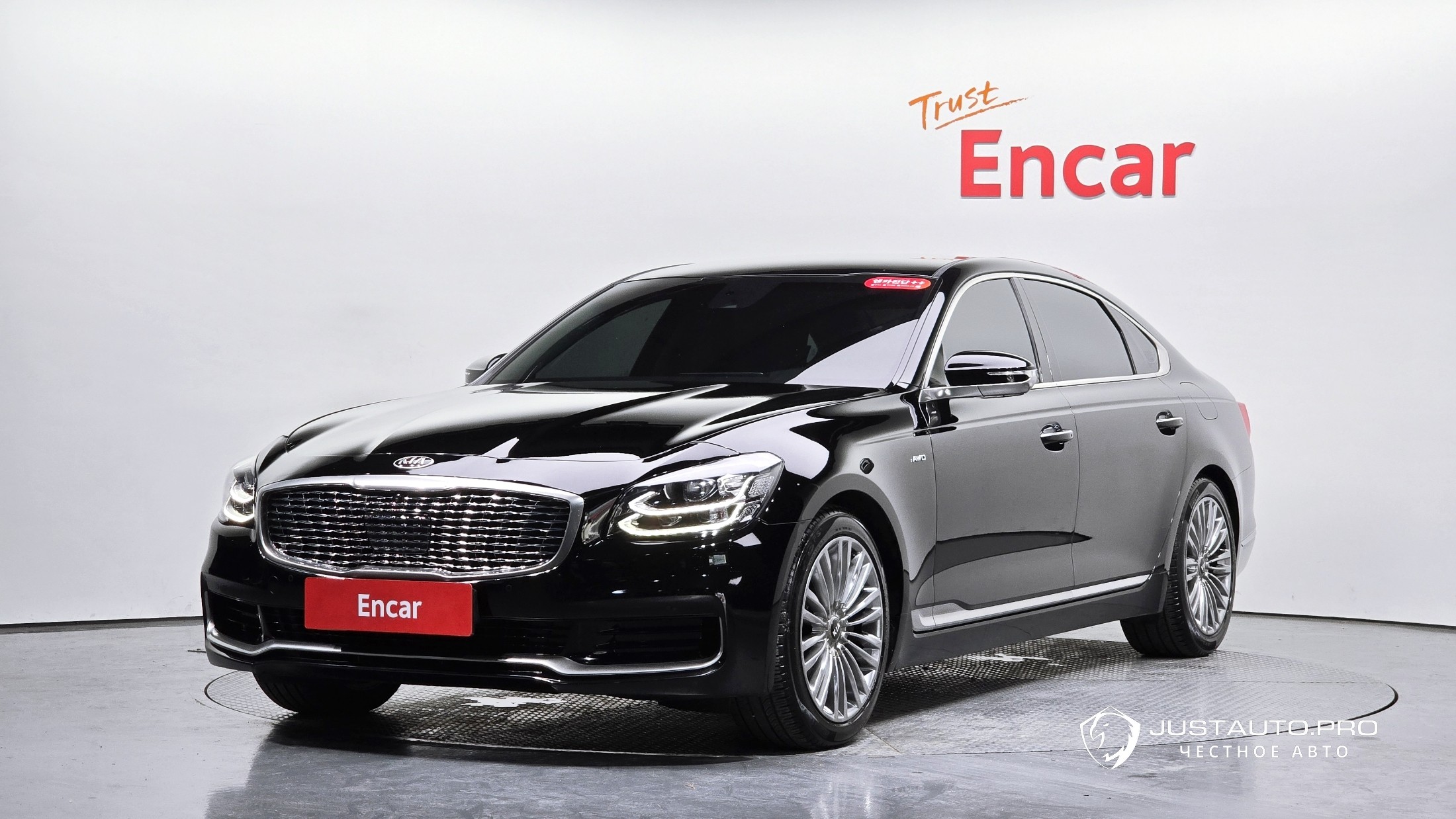 Автомобиль Kia K9