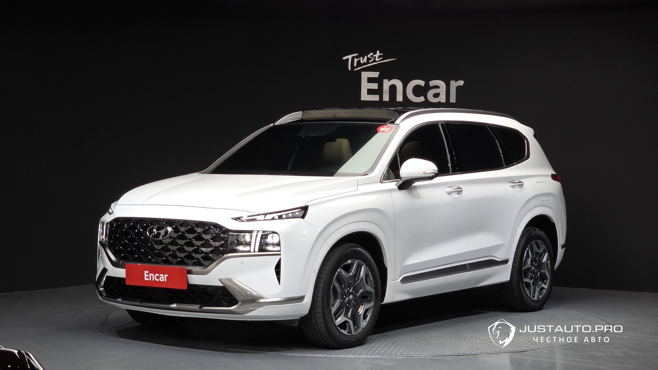 Автомобиль Hyundai Santafe
