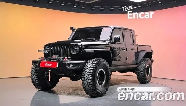 Автомобиль Jeep Gladiator