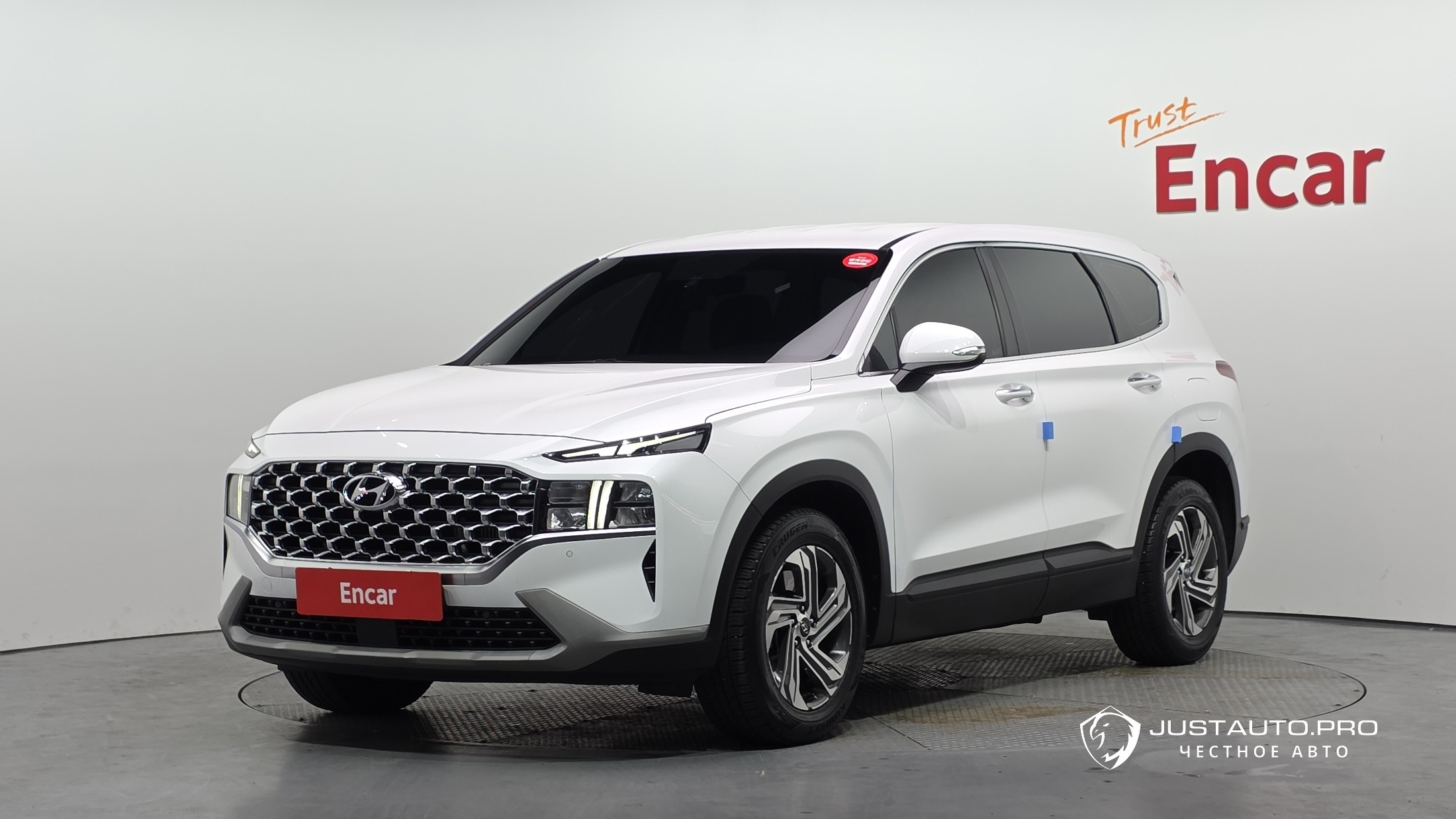 Автомобиль Hyundai Santafe