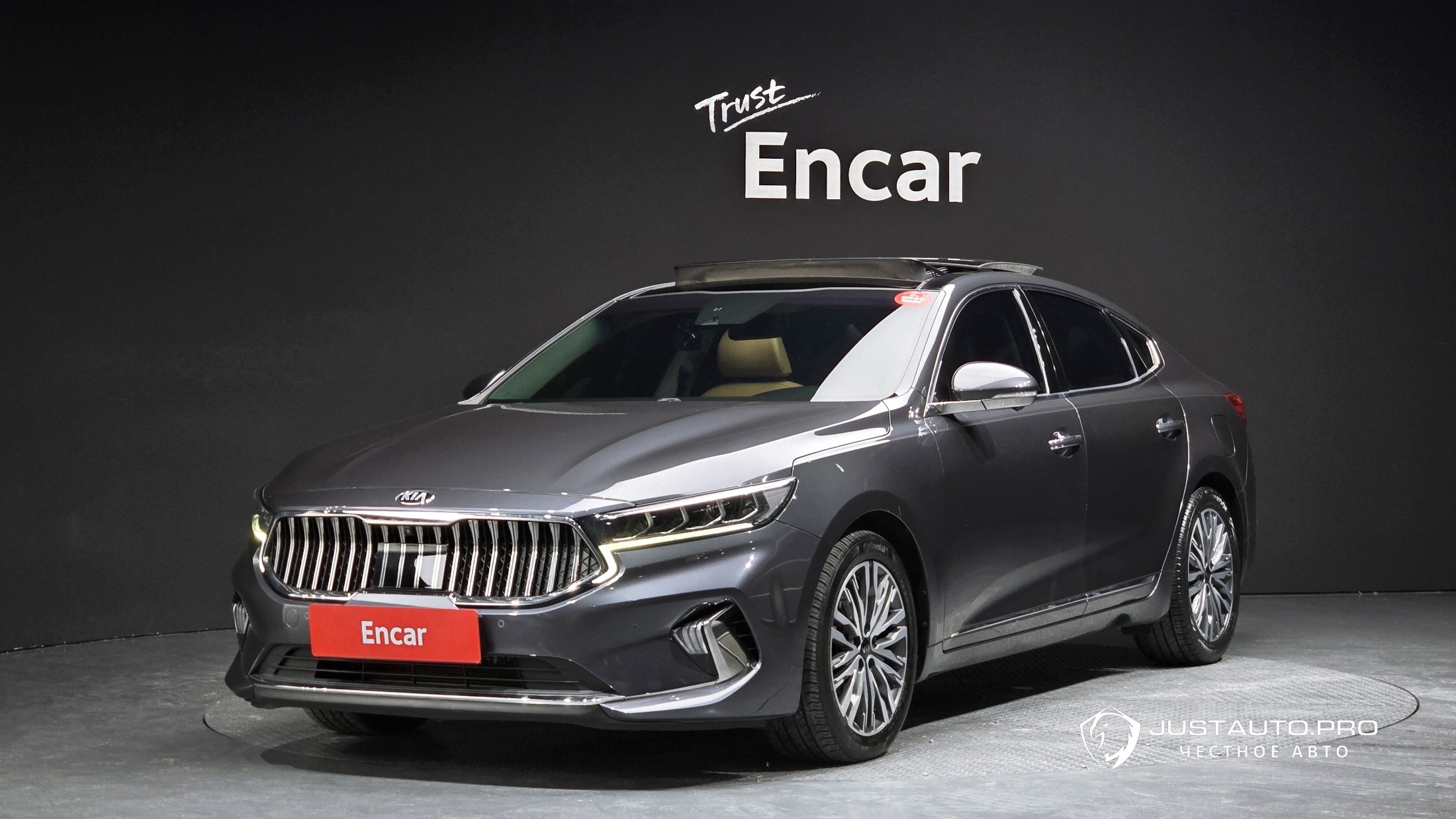 Автомобиль Kia K7