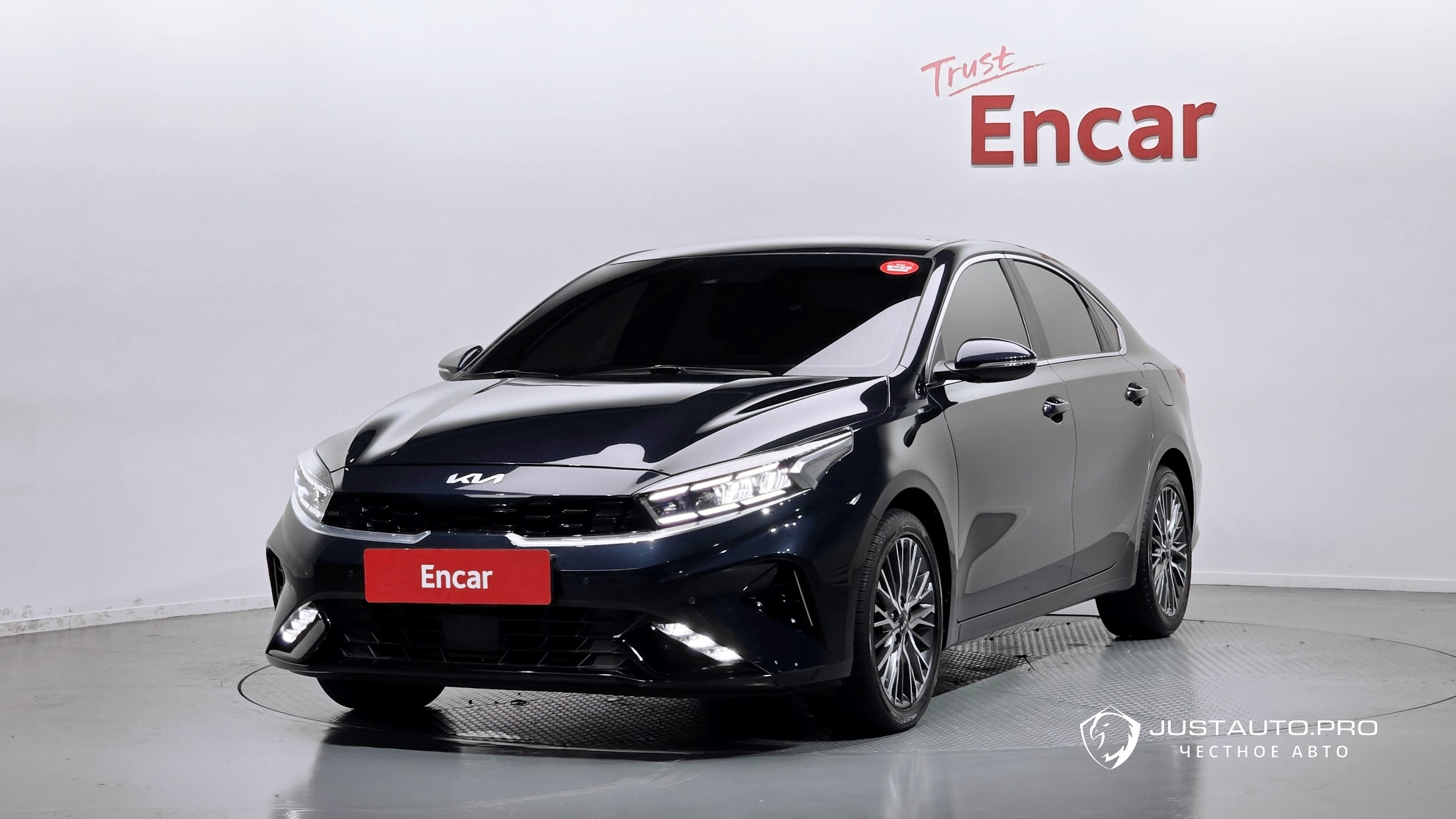 Автомобиль Kia K3