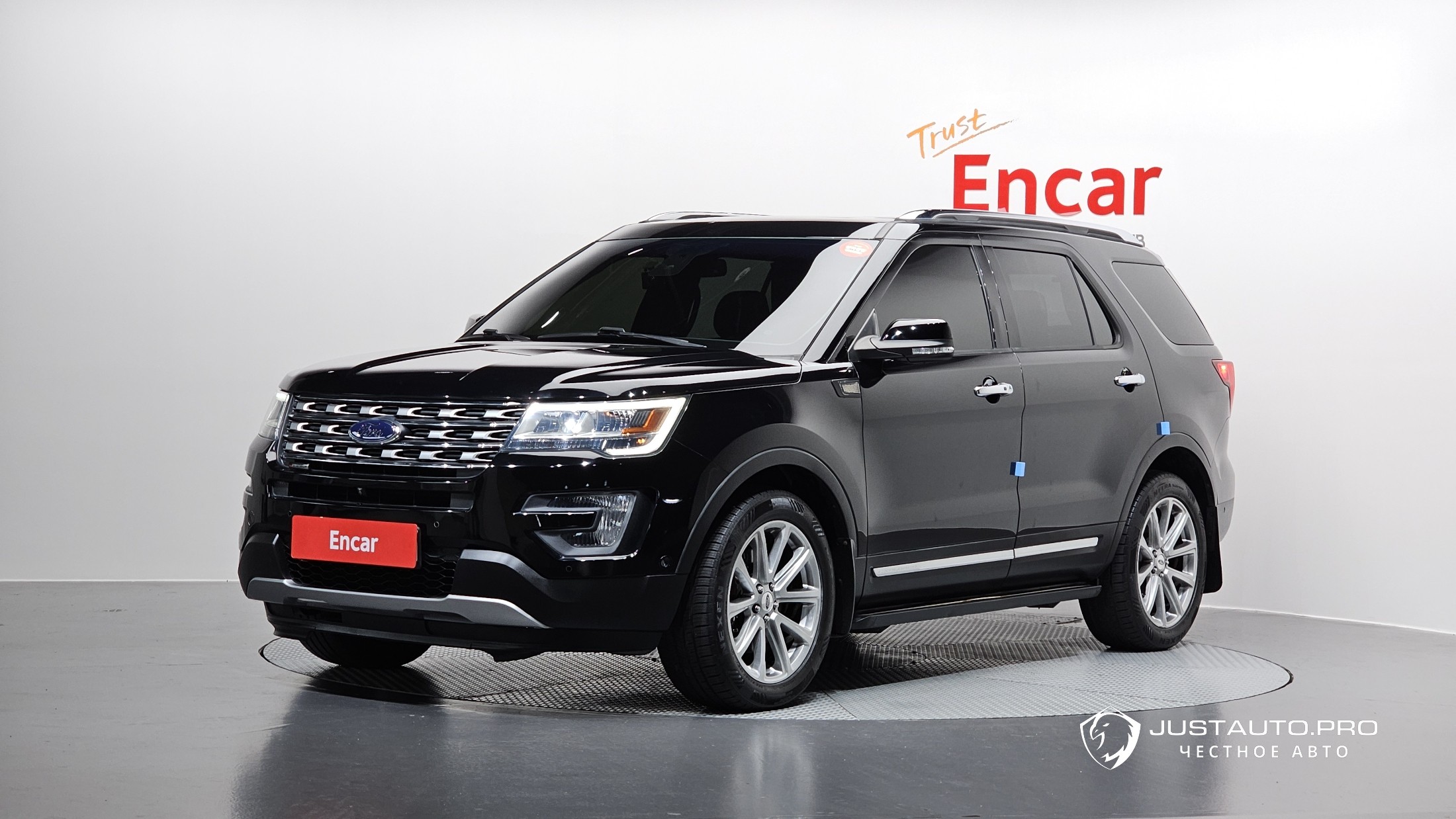 Автомобиль Ford Explorer