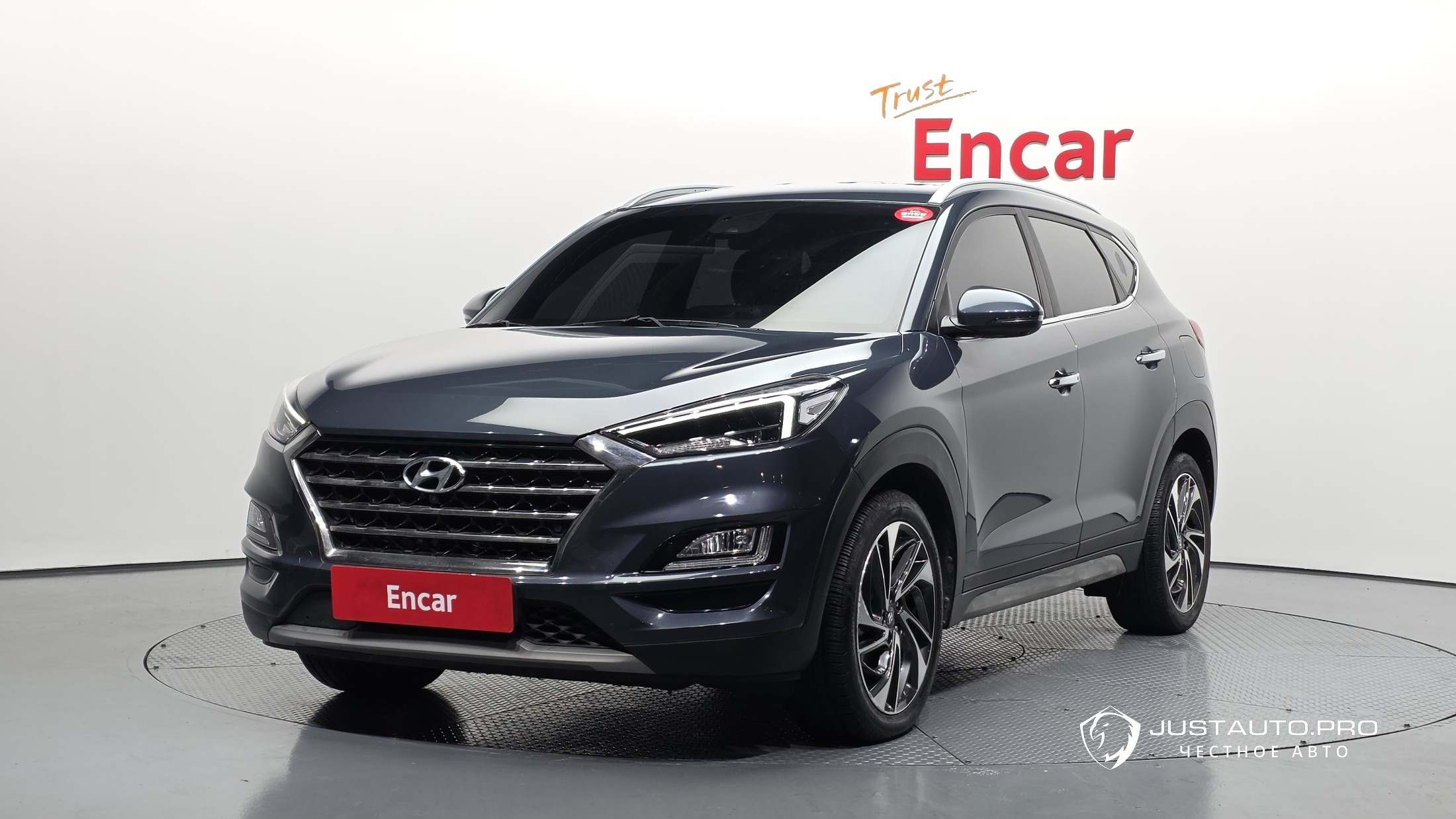Автомобиль Hyundai Tucson