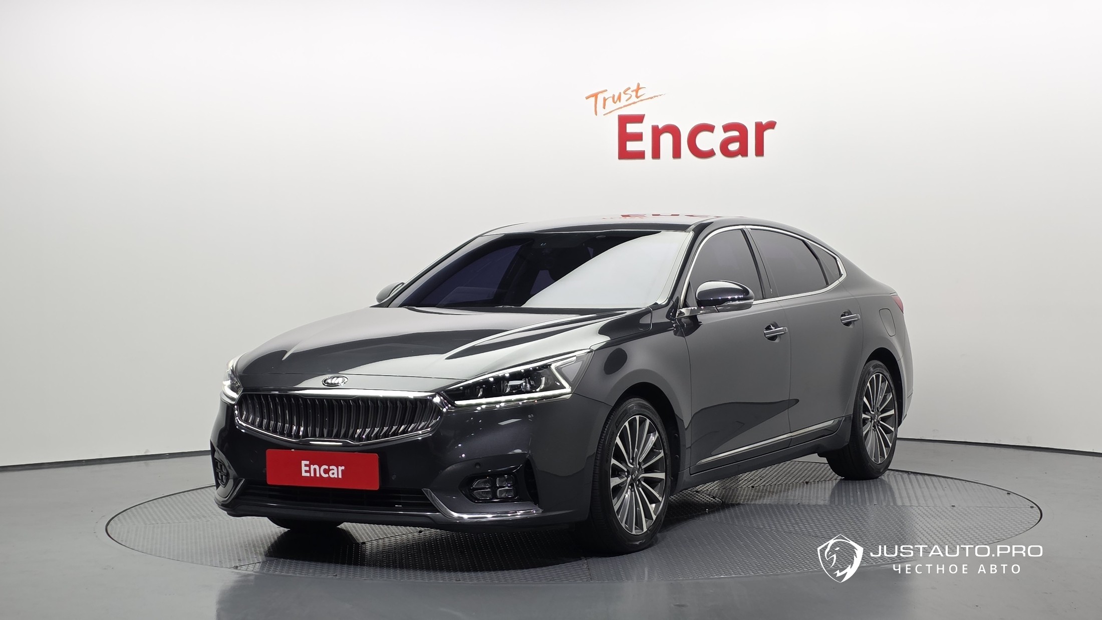 Автомобиль Kia K7