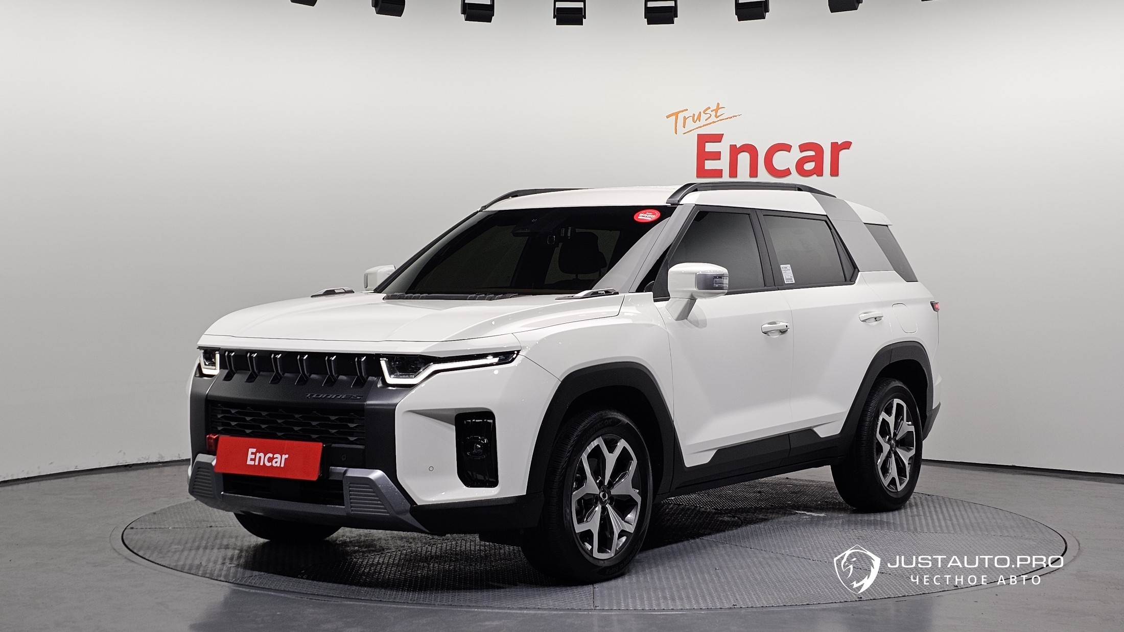 Автомобиль KG_Mobility_Ssangyong Torres