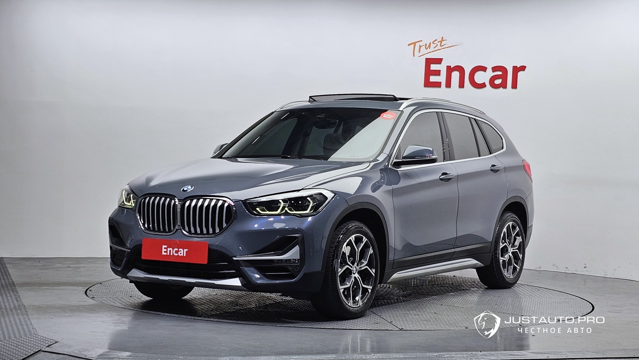 Автомобиль BMW X1
