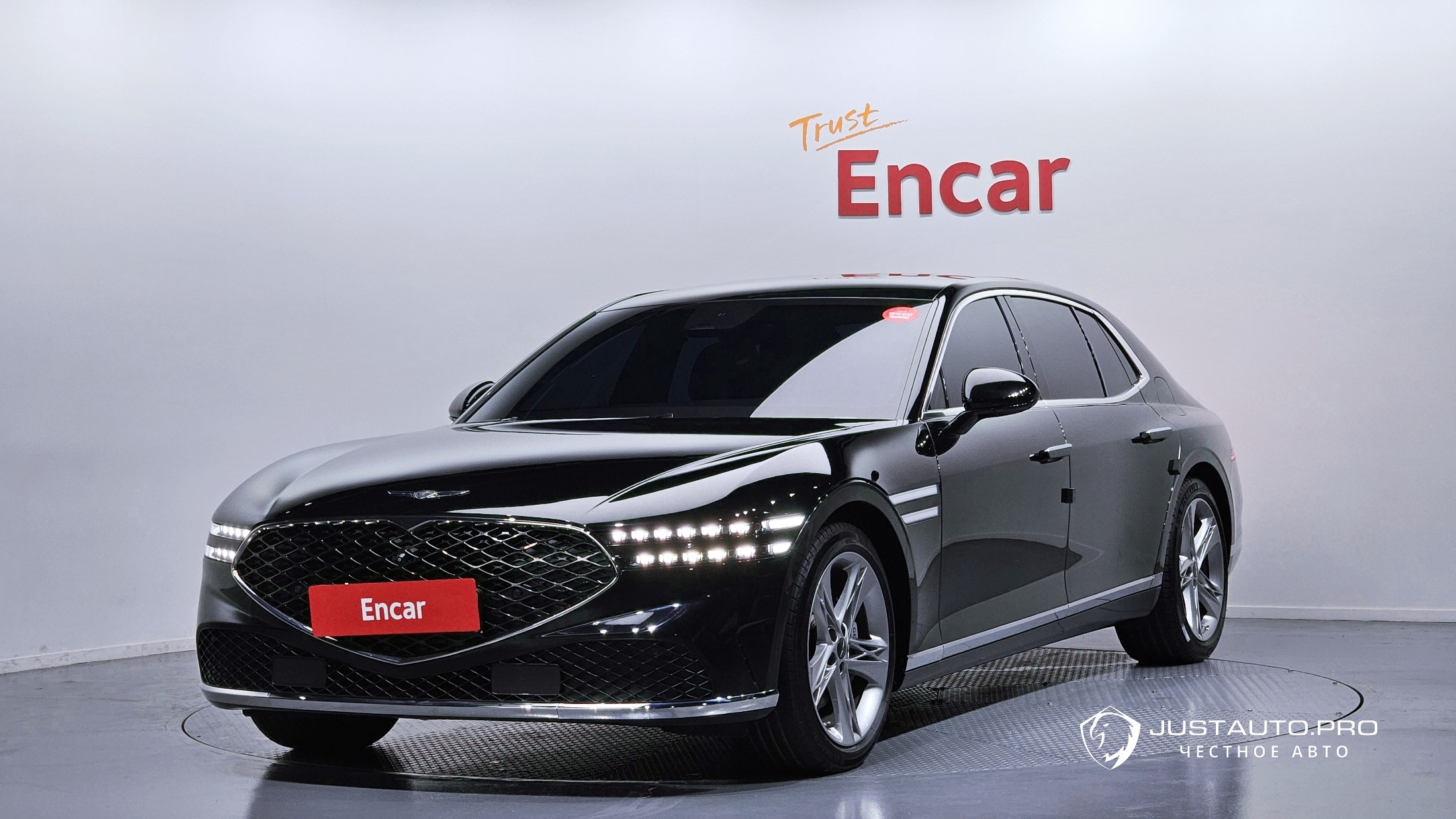 Автомобиль Genesis G90