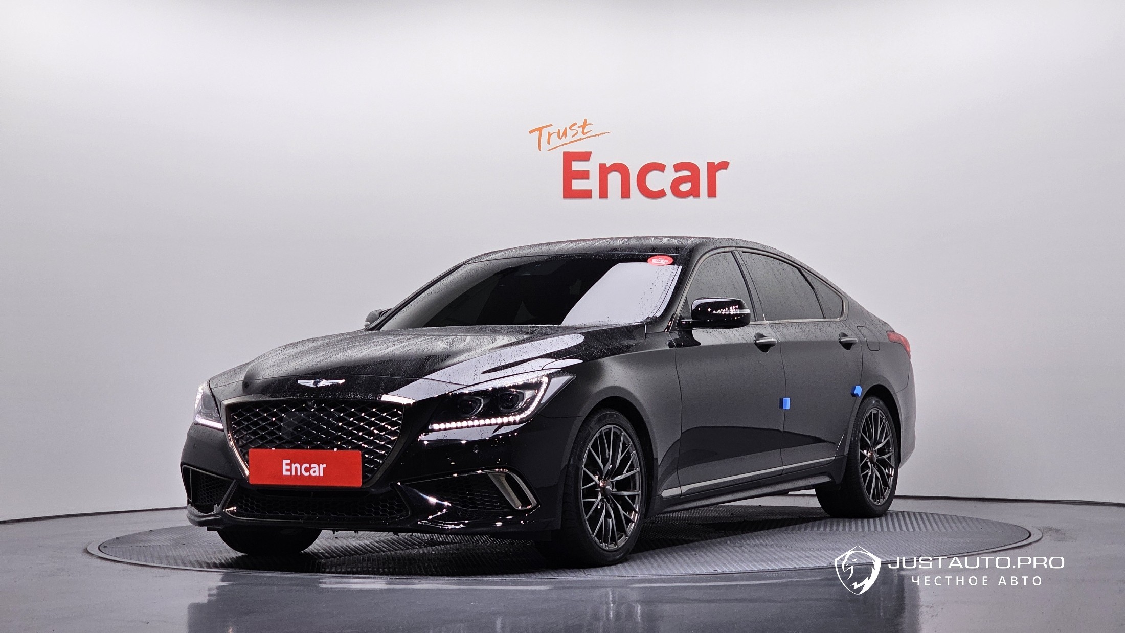 Автомобиль Genesis G80