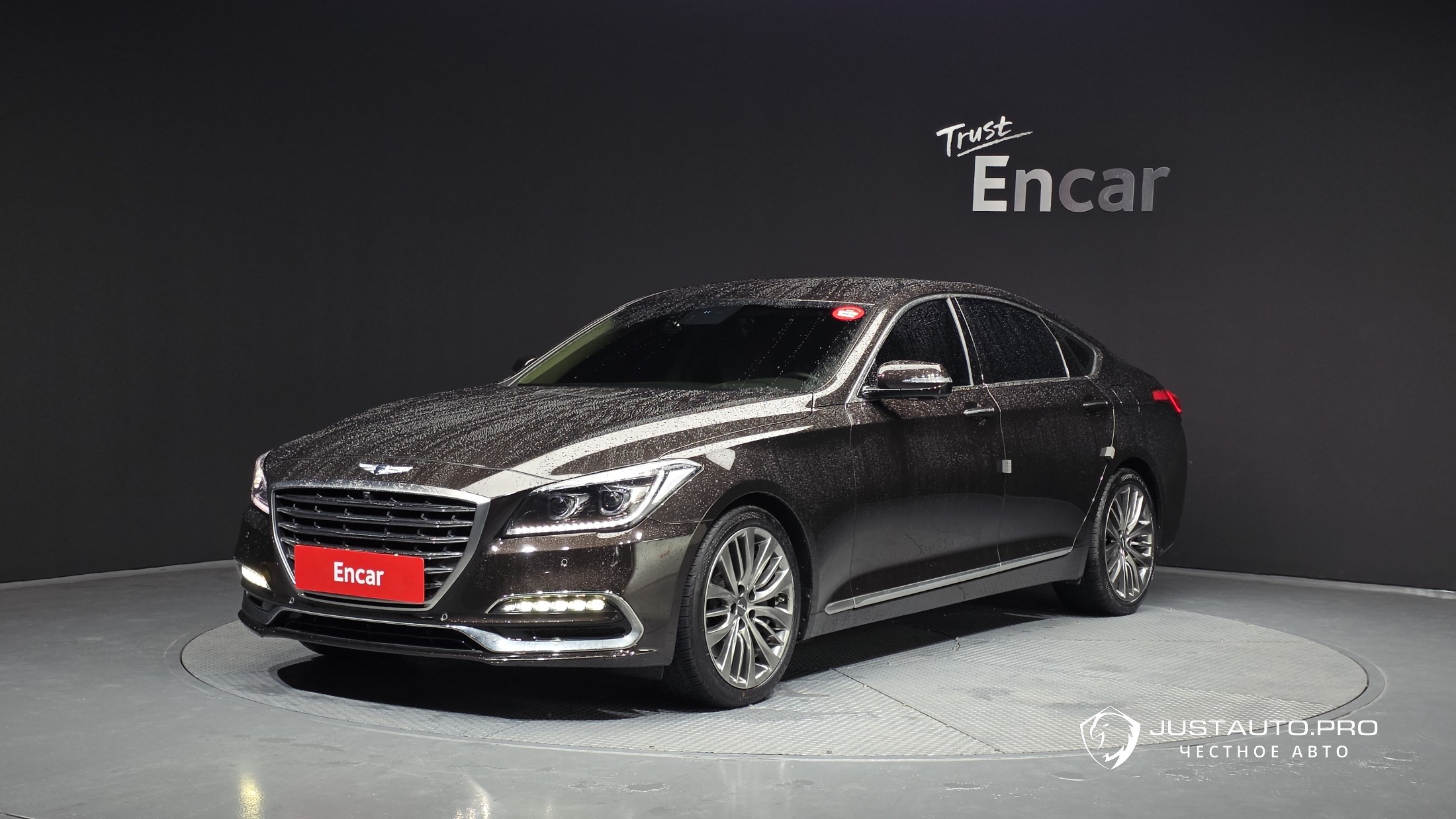 Автомобиль Genesis G80