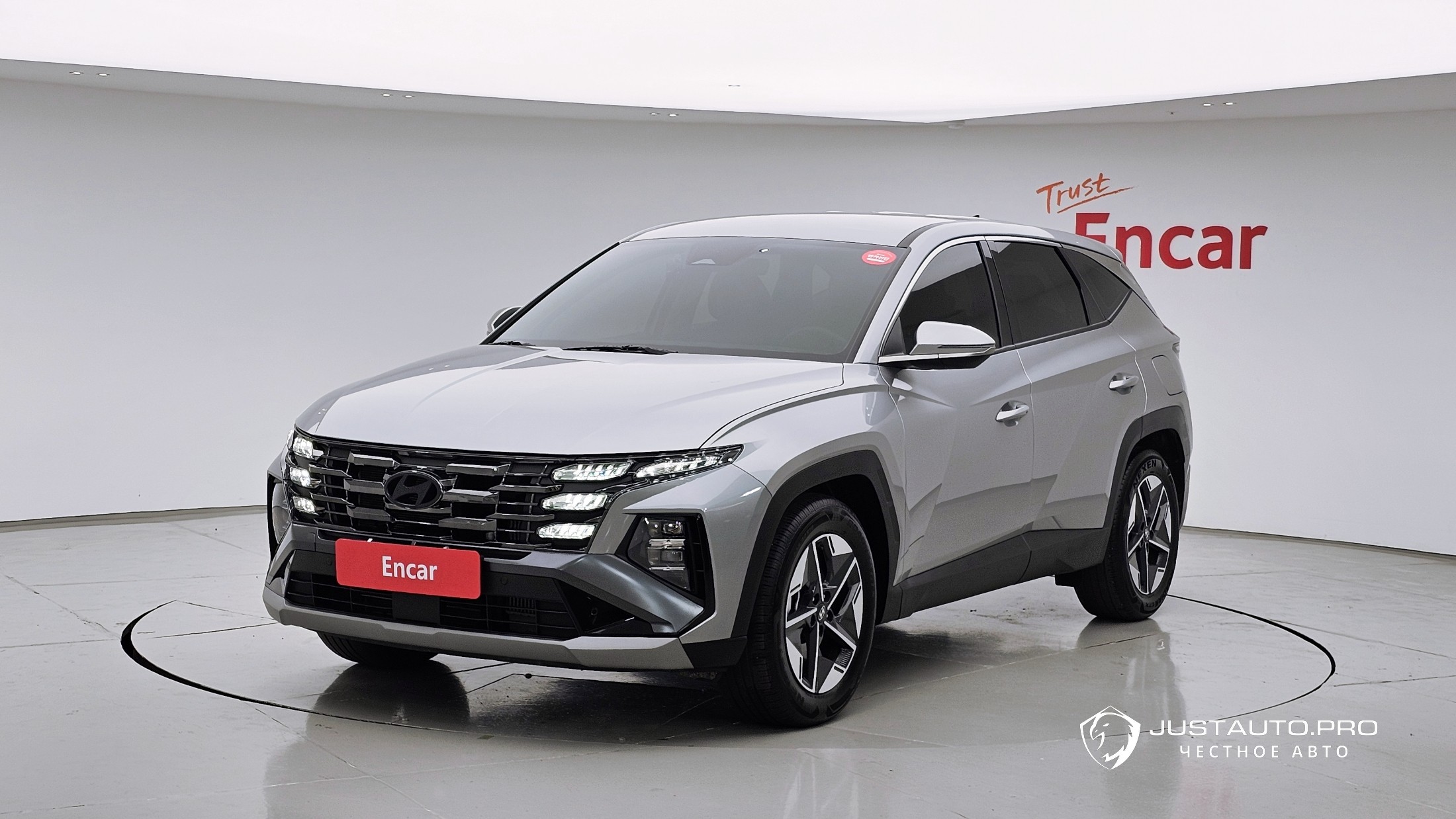 Автомобиль Hyundai Tucson