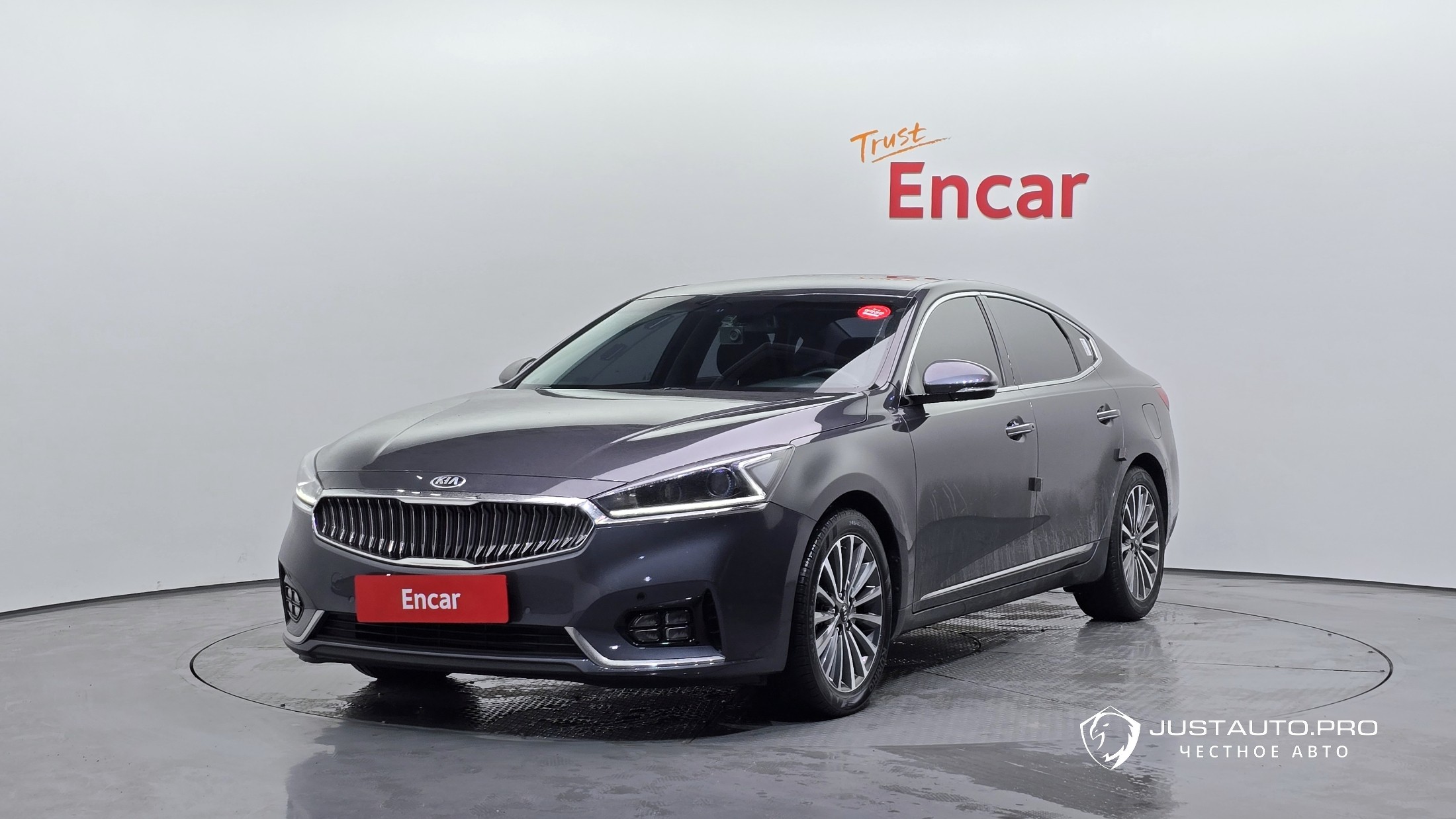 Автомобиль Kia K7