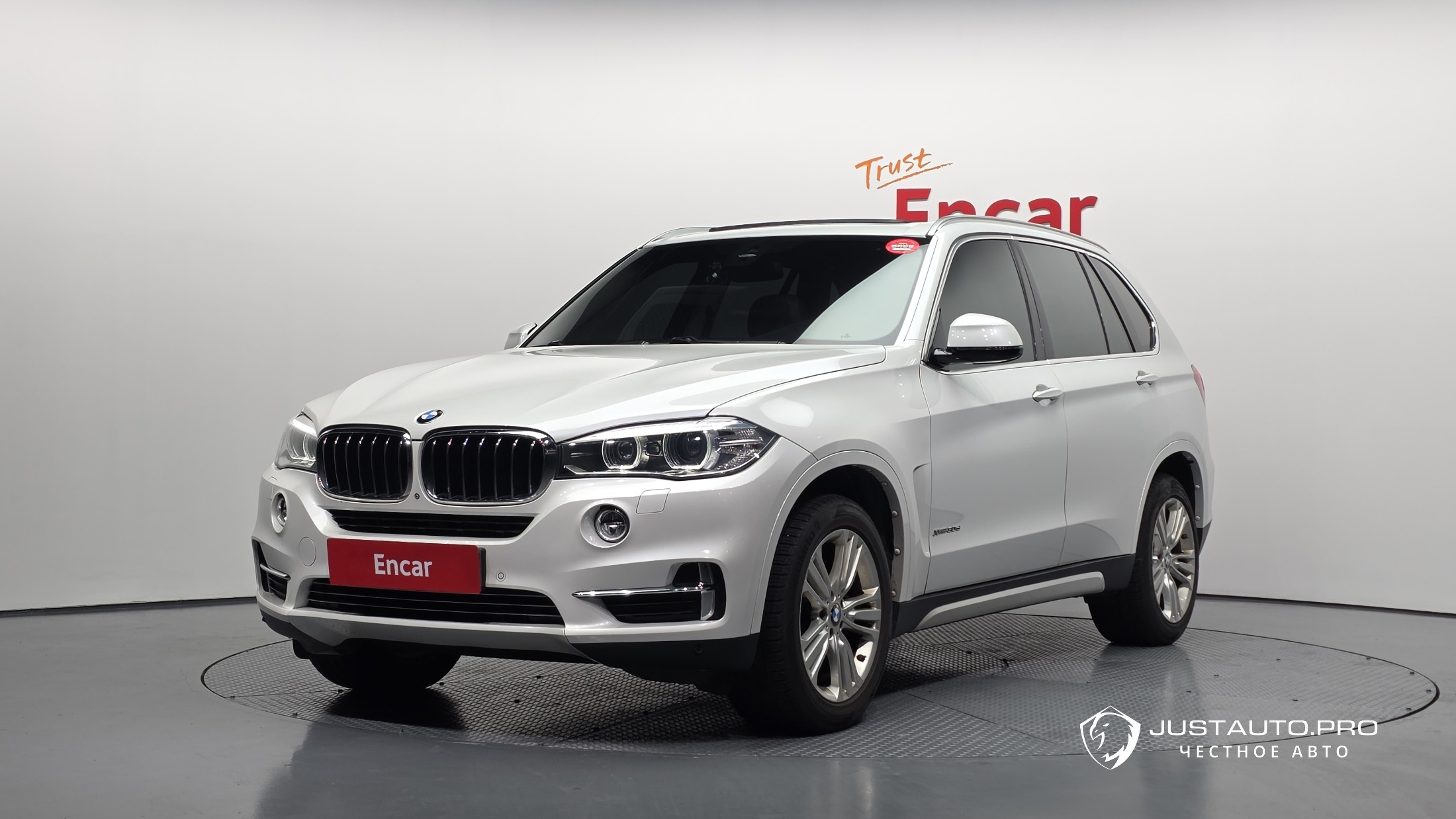 Автомобиль BMW X5