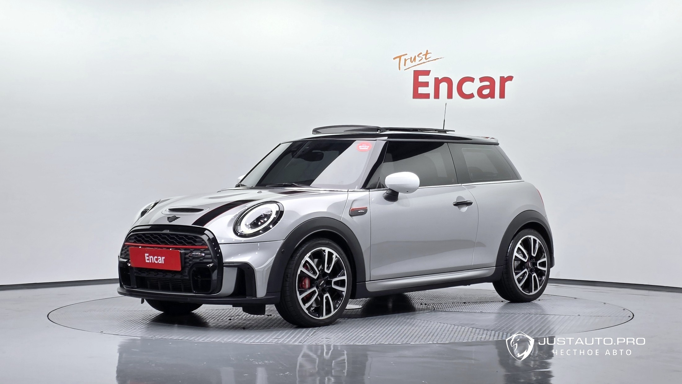 Автомобиль Mini Cooper