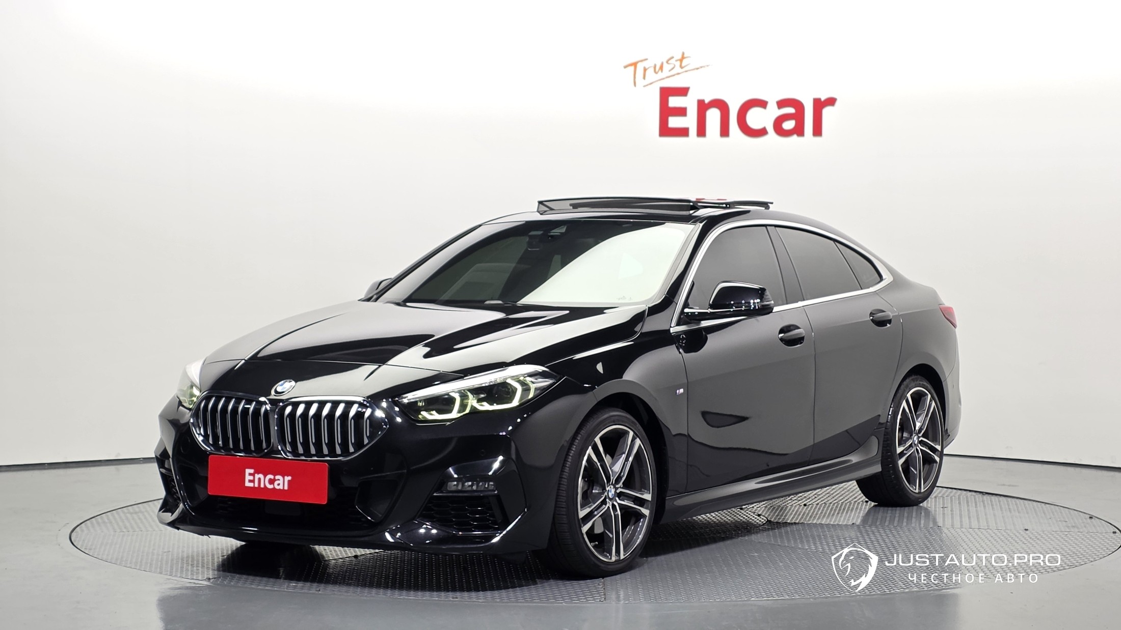 Автомобиль BMW 2-Series