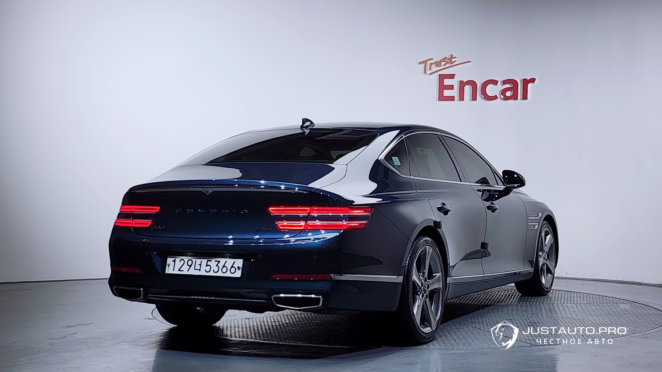 Автомобиль Genesis G80