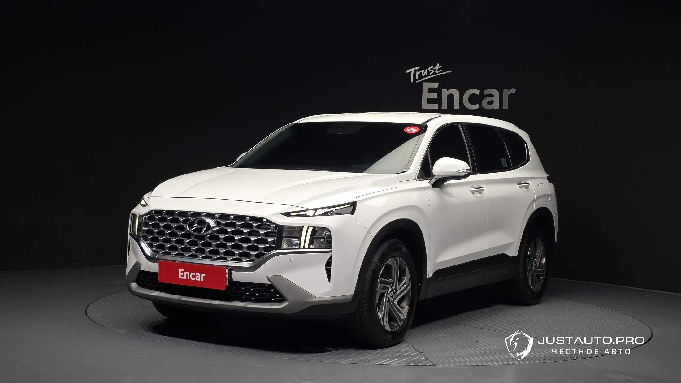 Автомобиль Hyundai Santafe