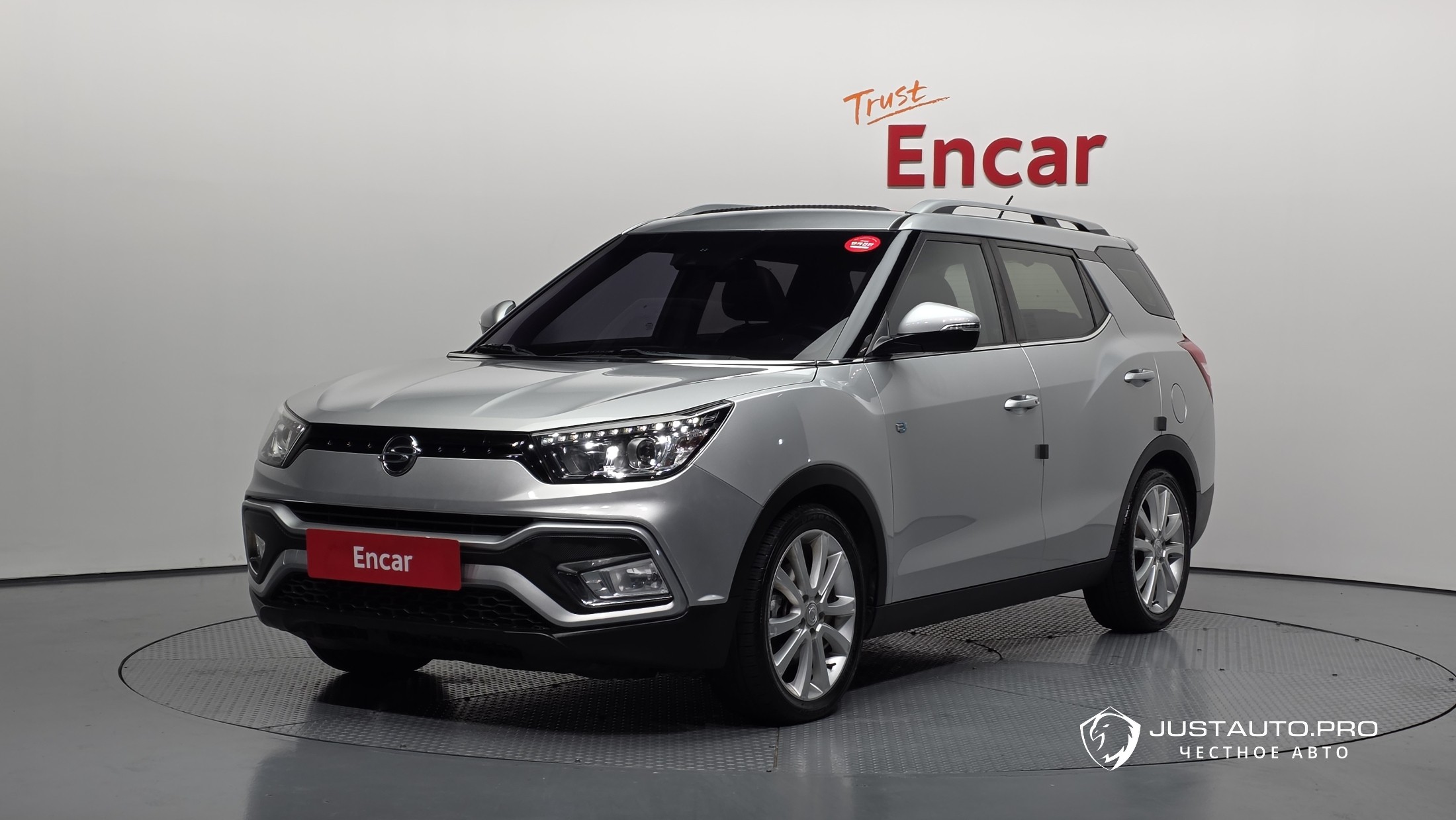 Автомобиль KG_Mobility_Ssangyong TIBOLI