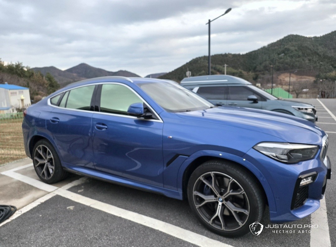 Автомобиль BMW X6