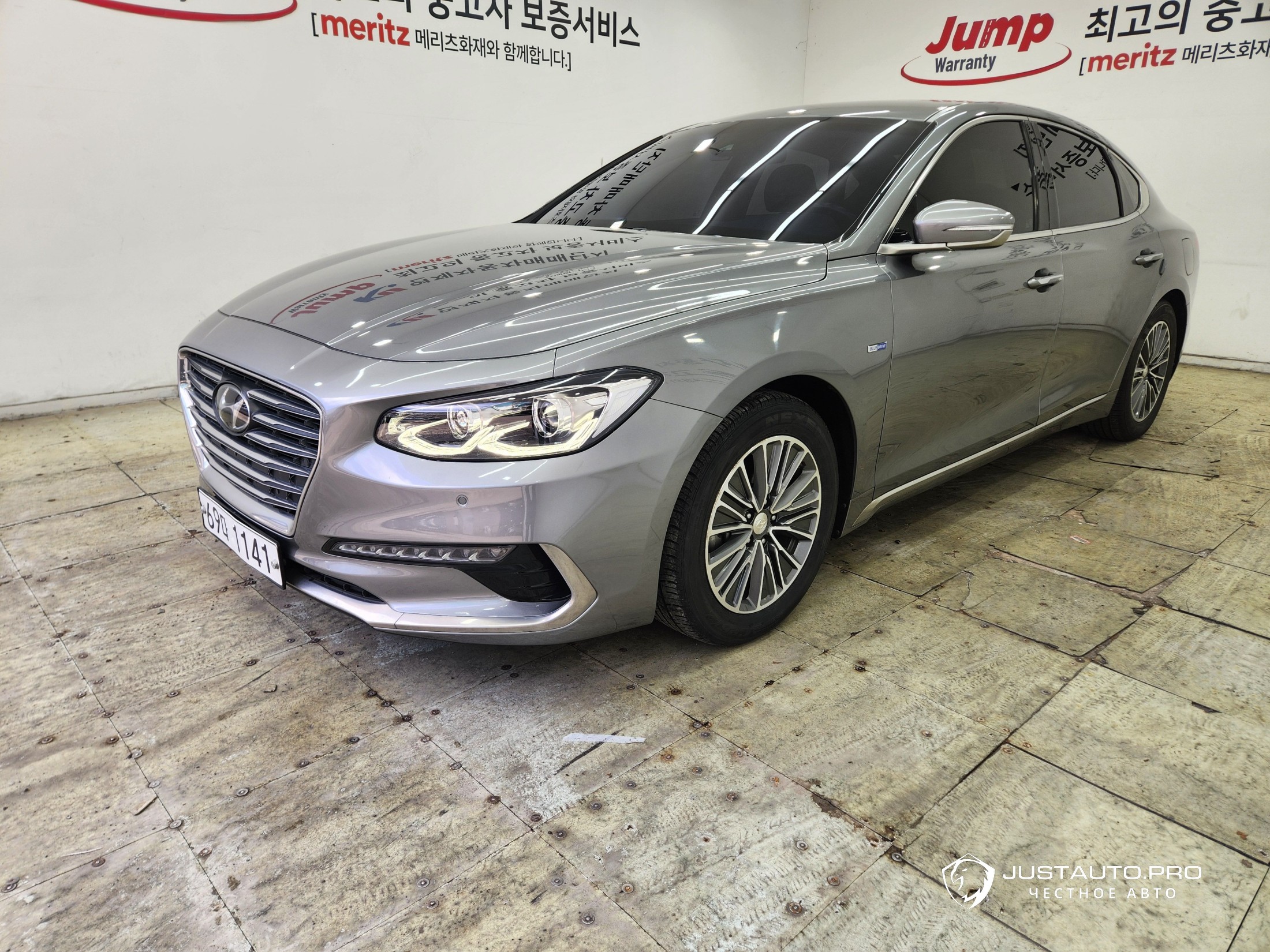 Автомобиль Hyundai Grandeur