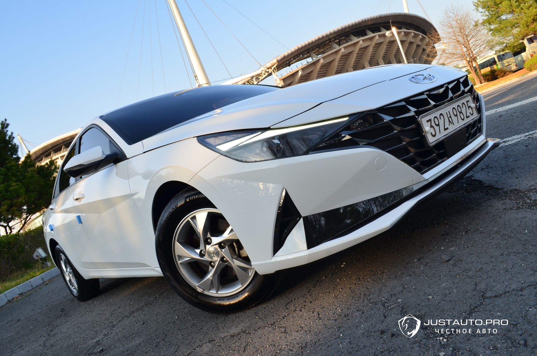 Автомобиль Hyundai AVANTE