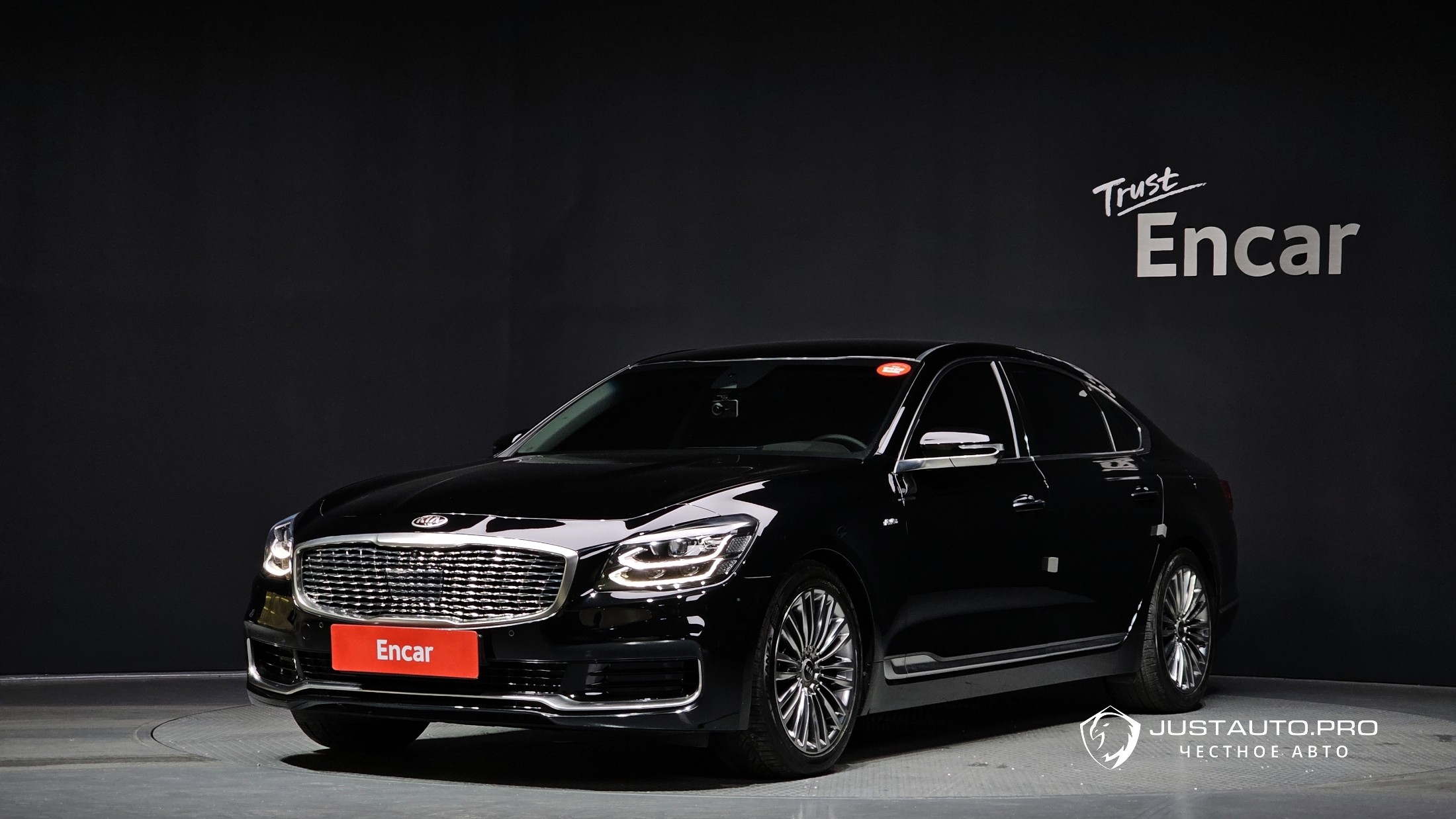 Автомобиль Kia K9