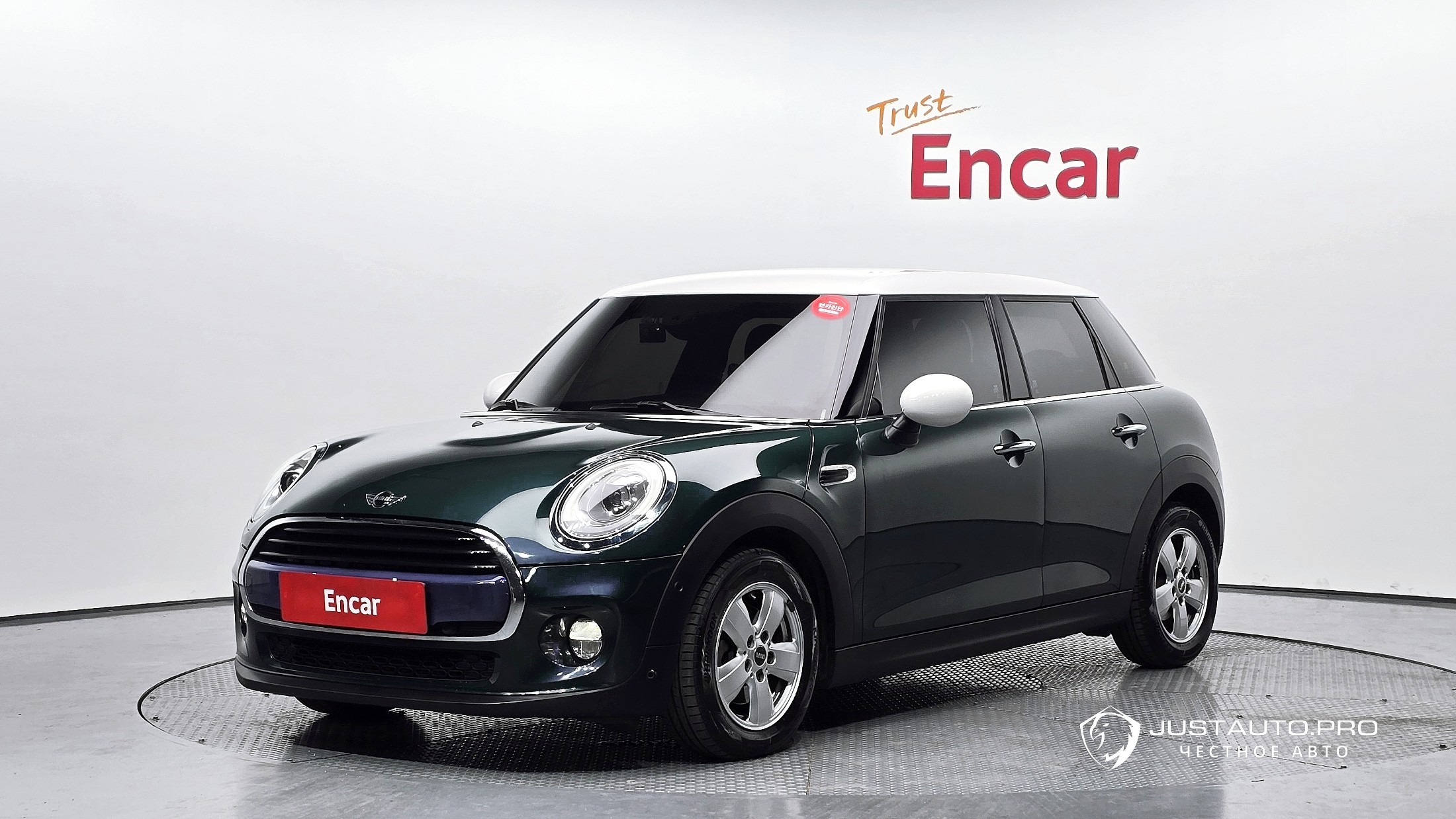 Автомобиль Mini Cooper