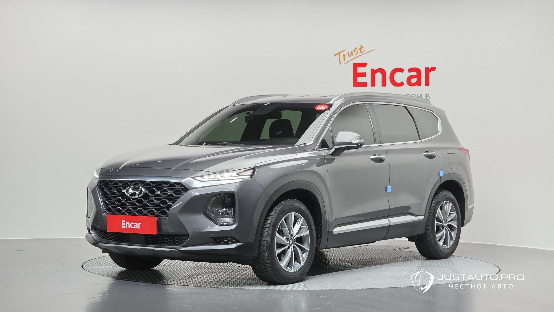 Автомобиль Hyundai Santafe