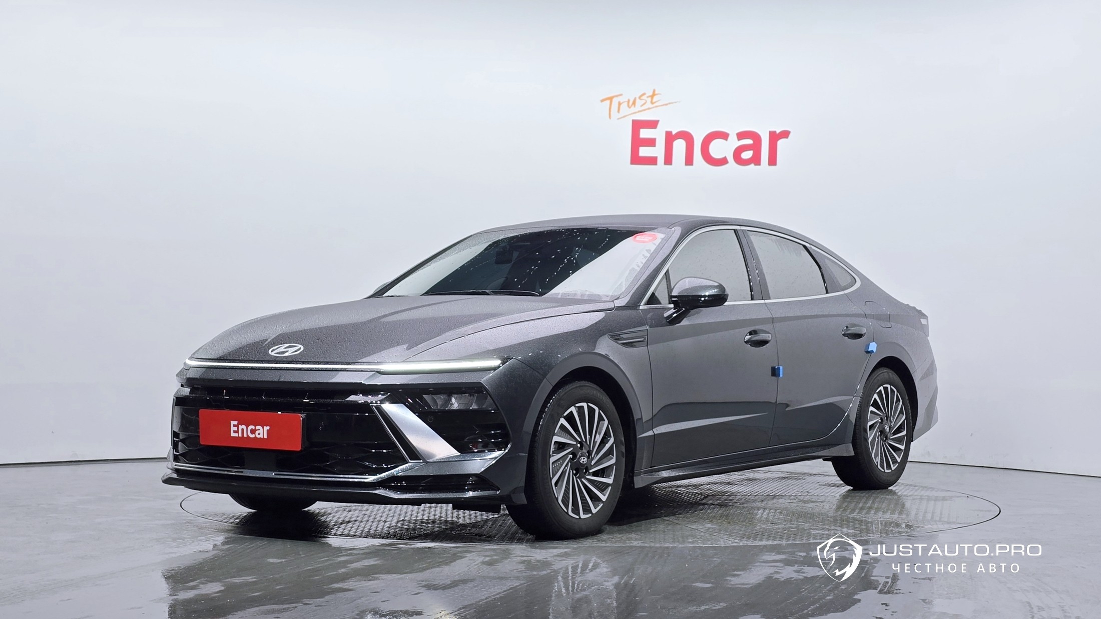 Автомобиль Hyundai Sonata