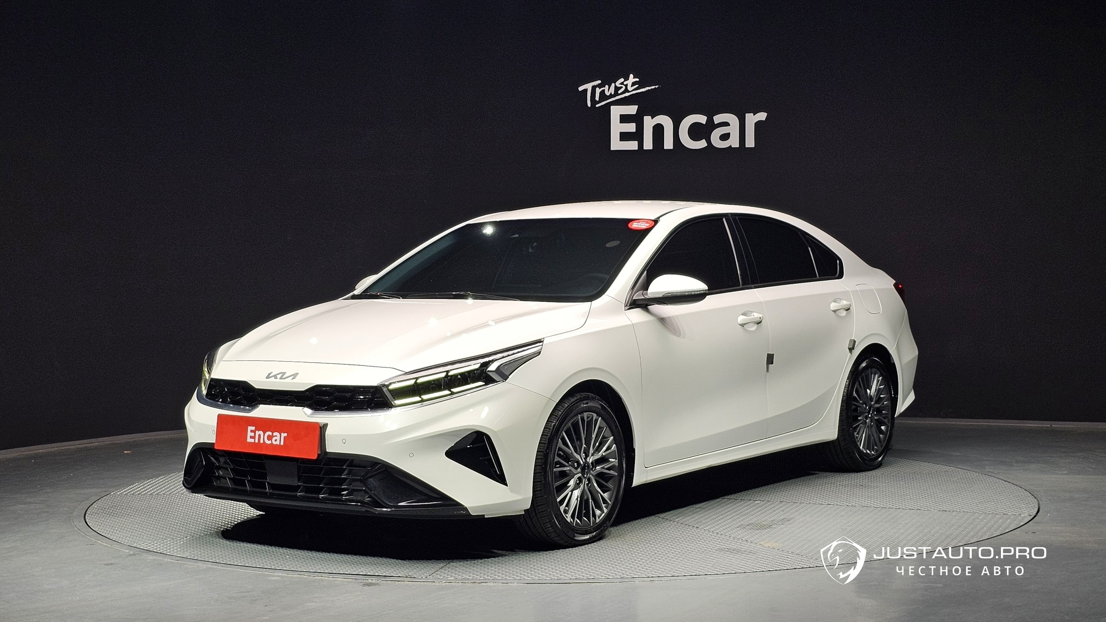Автомобиль Kia K3