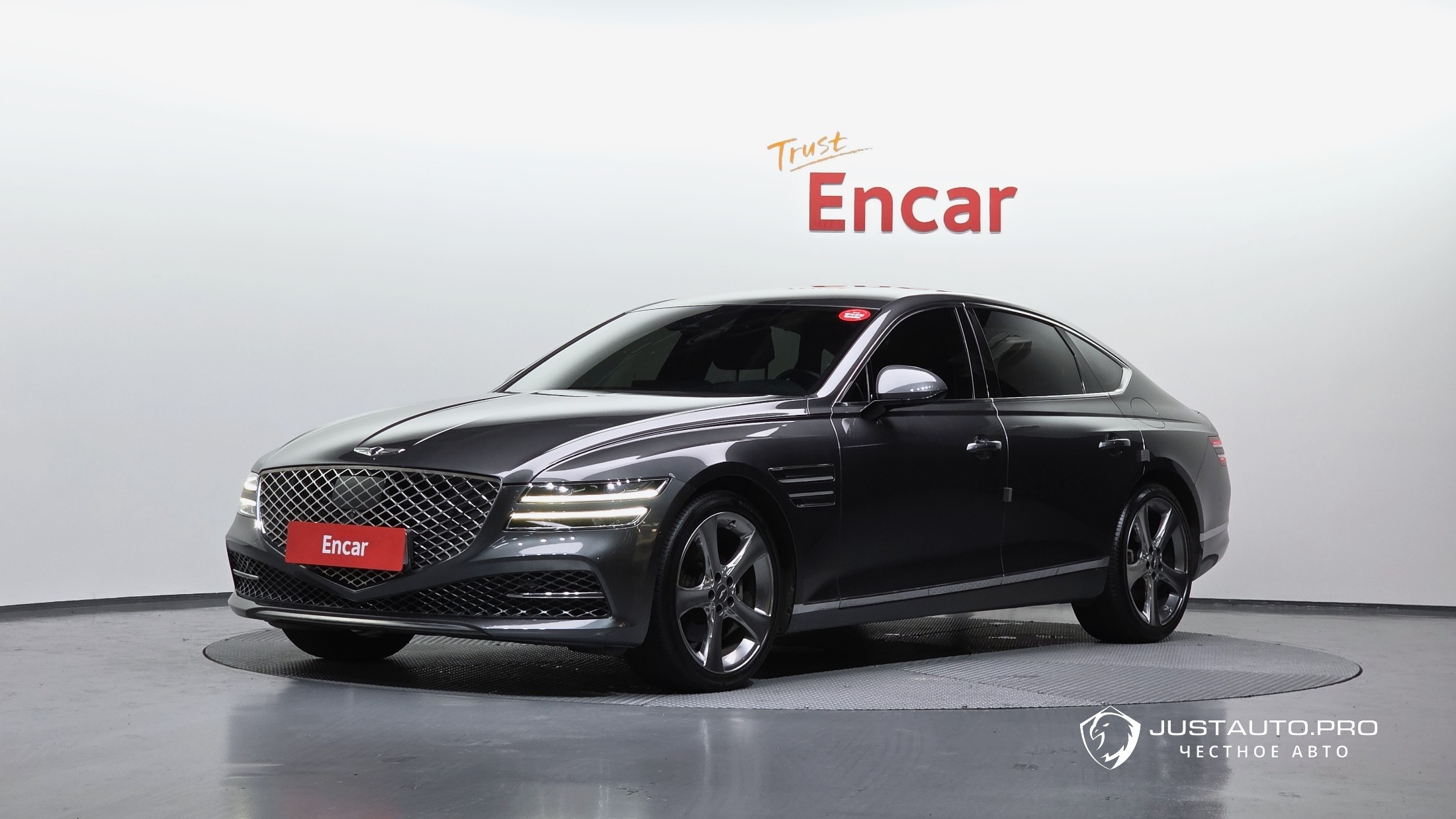 Автомобиль Genesis G80