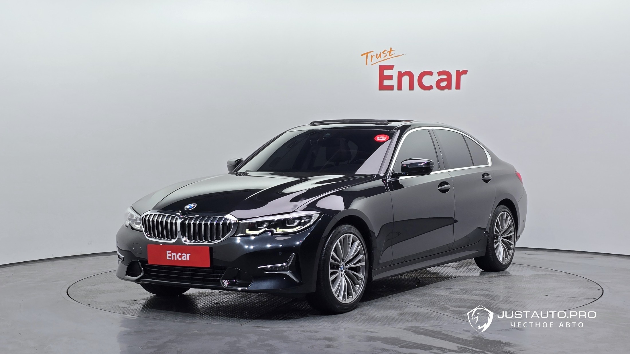 Автомобиль BMW 3-Series