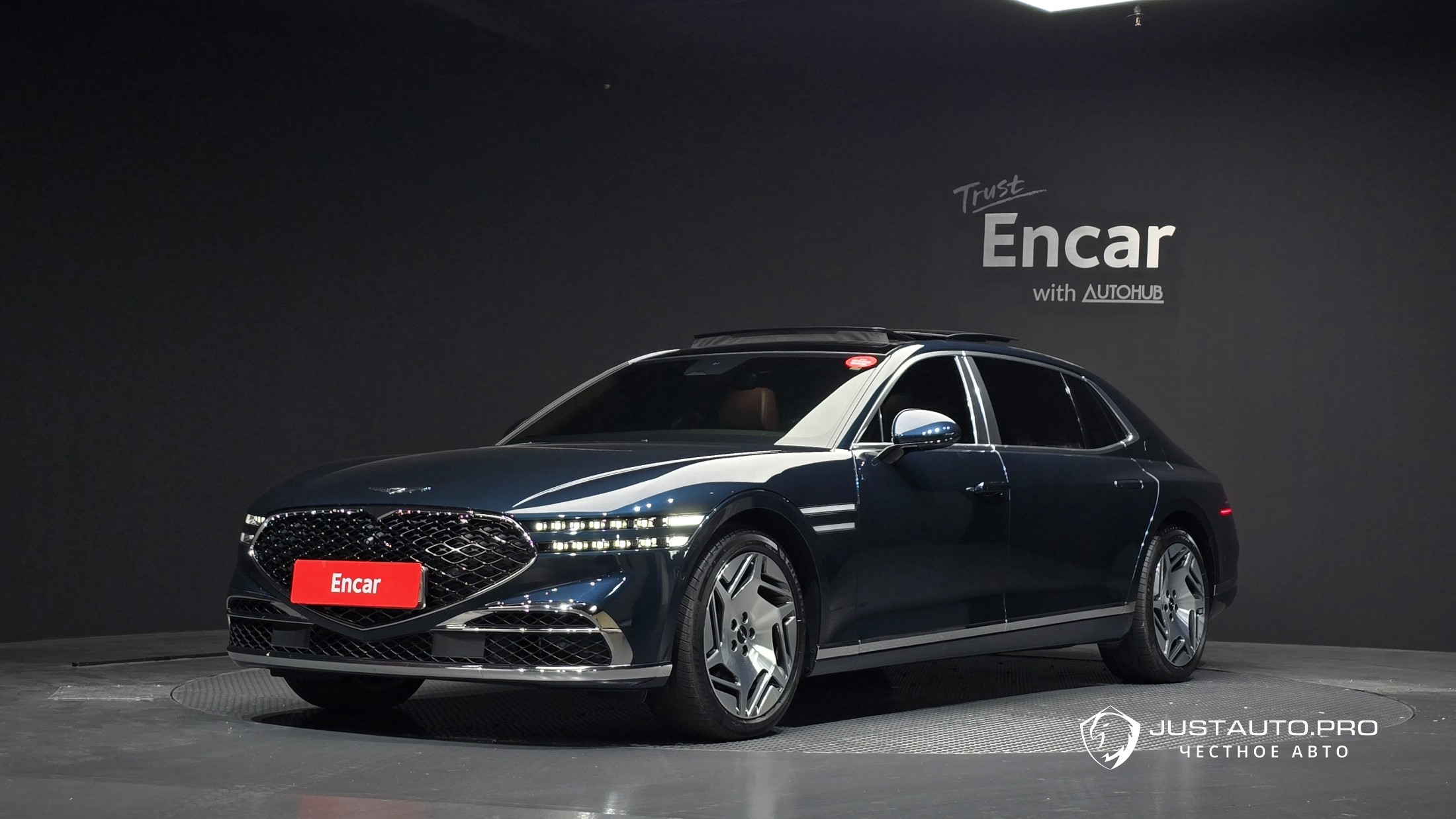 Автомобиль Genesis G90