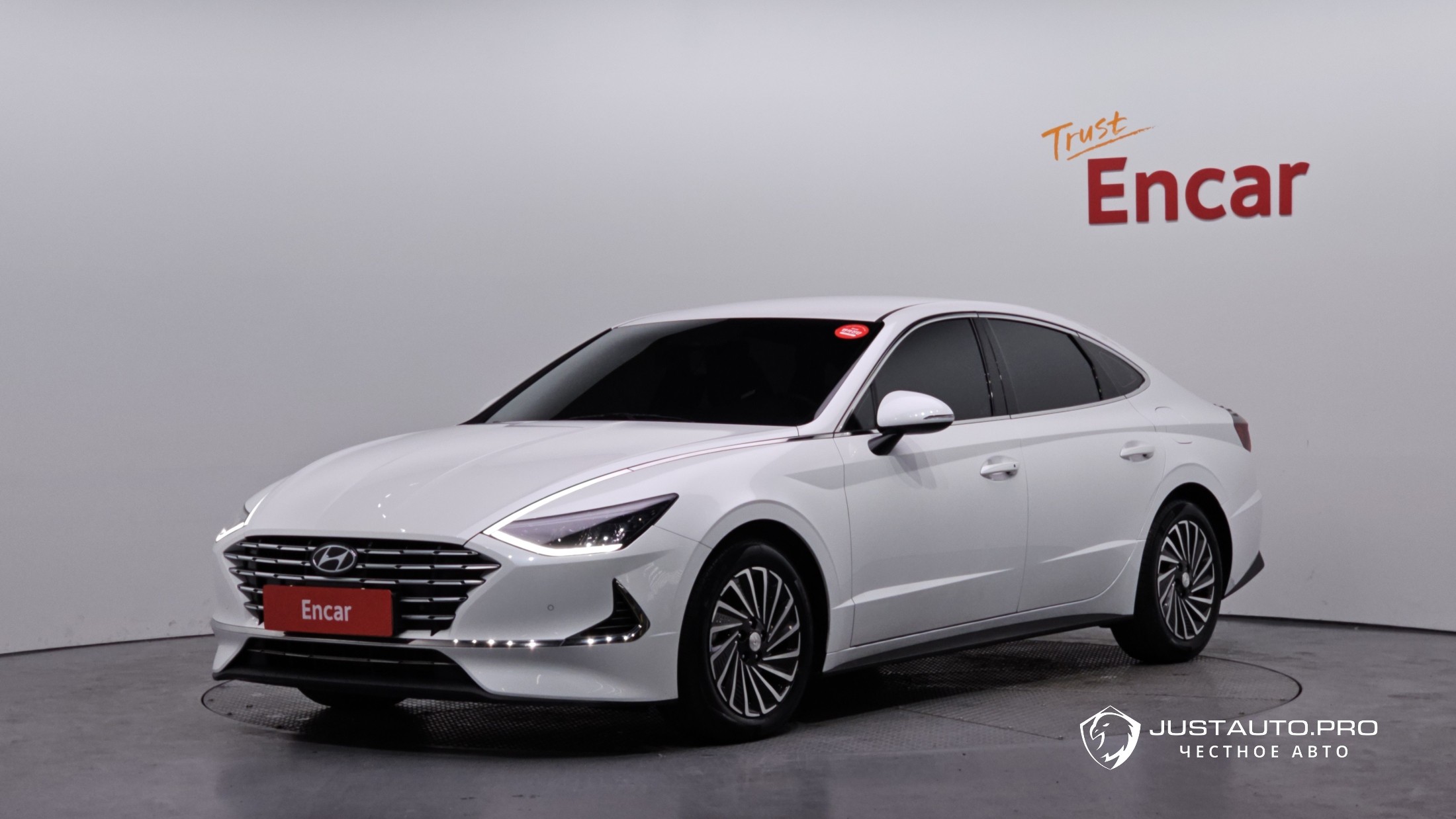 Автомобиль Hyundai Sonata