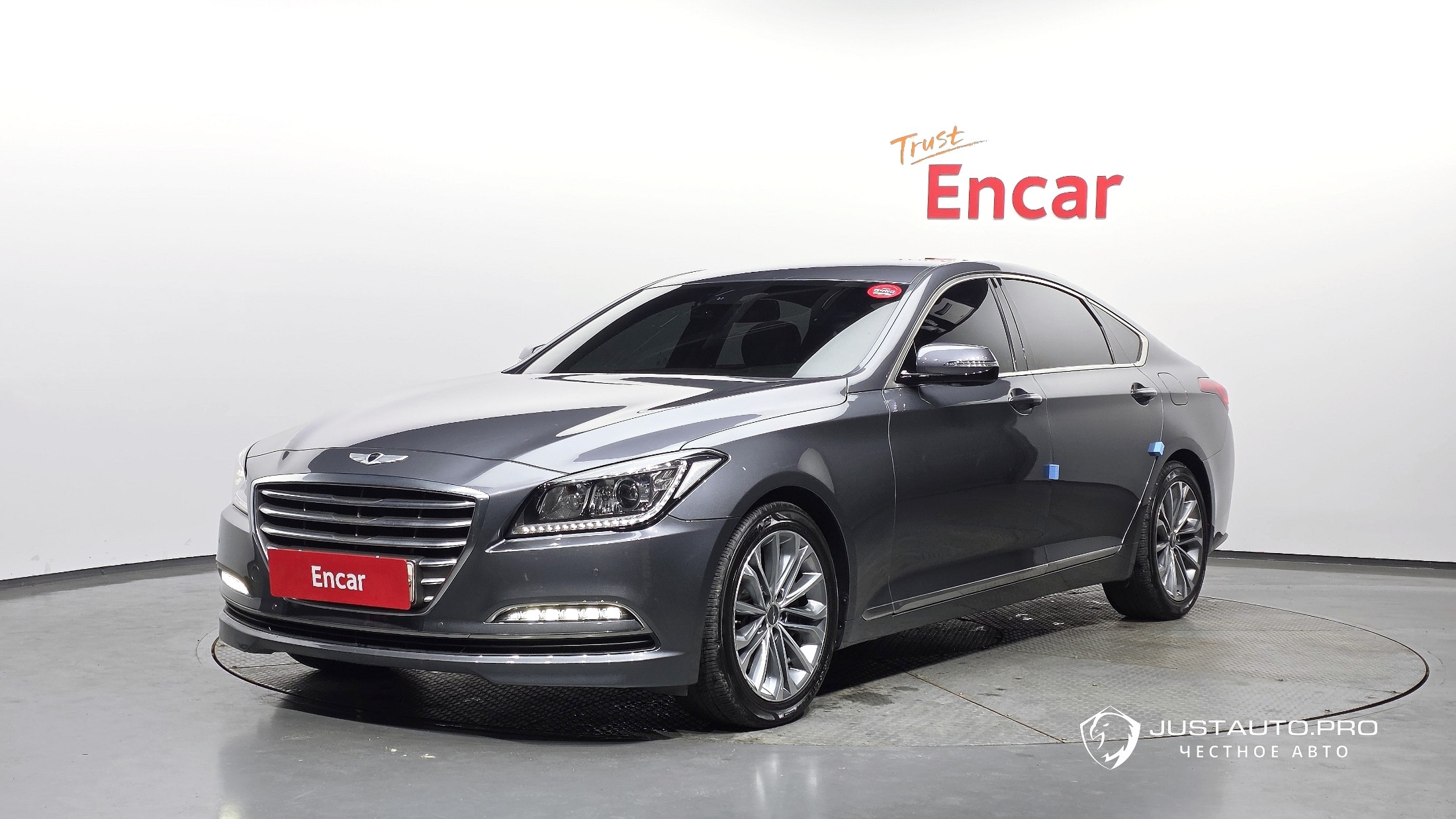 Автомобиль Hyundai Genesis