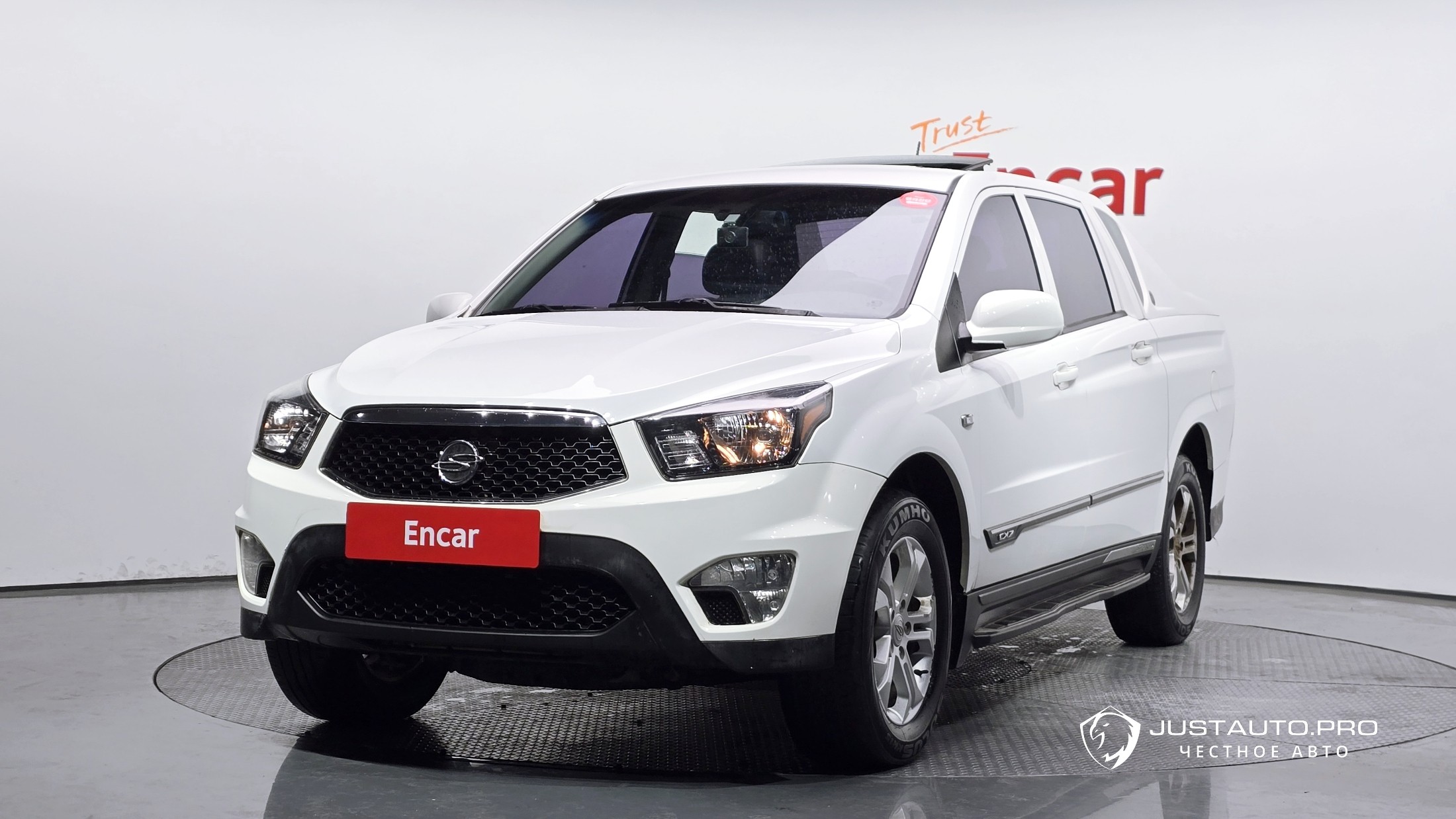 Автомобиль KG_Mobility_Ssangyong KORANDO